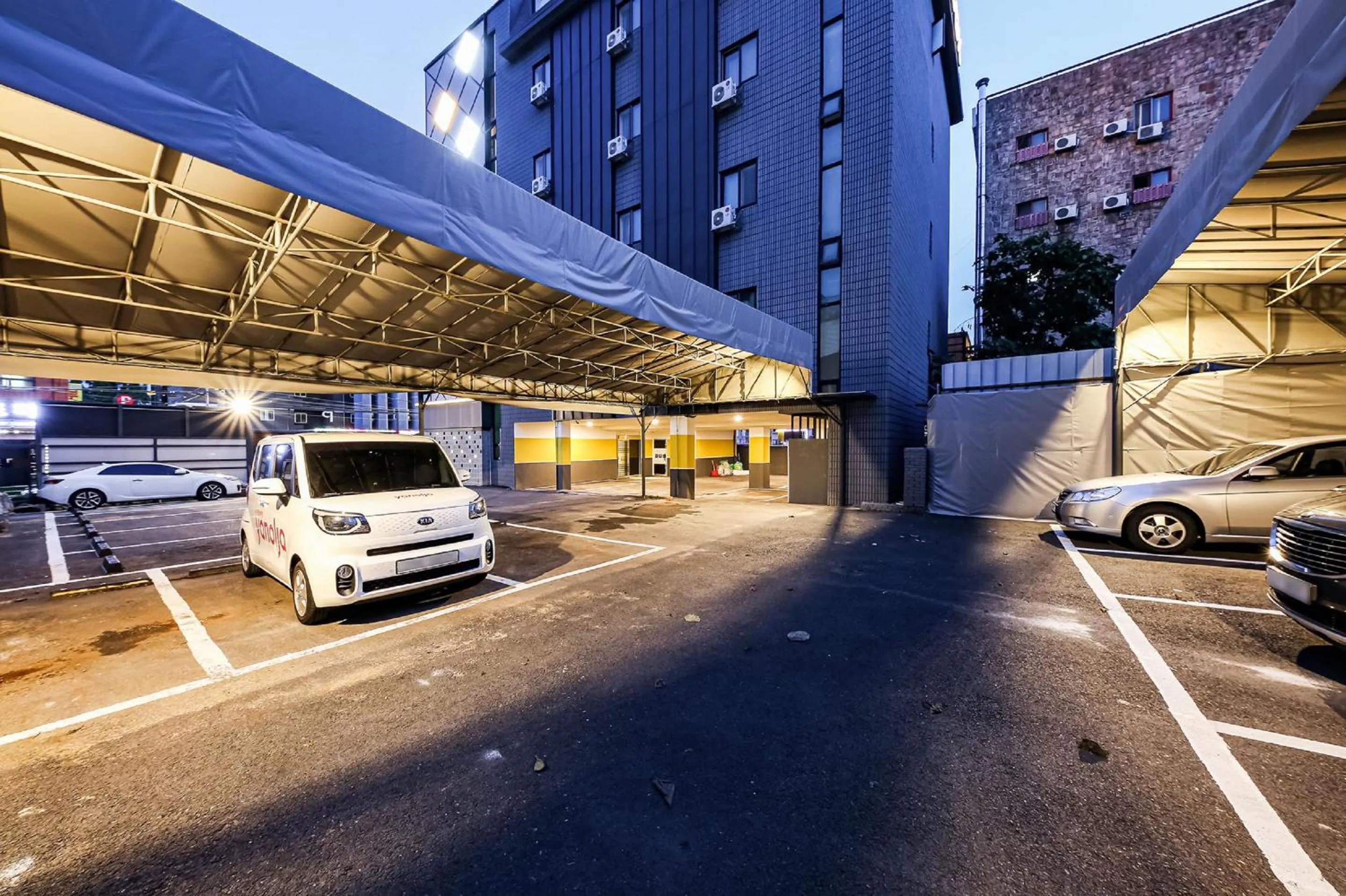 Property building in hotel box