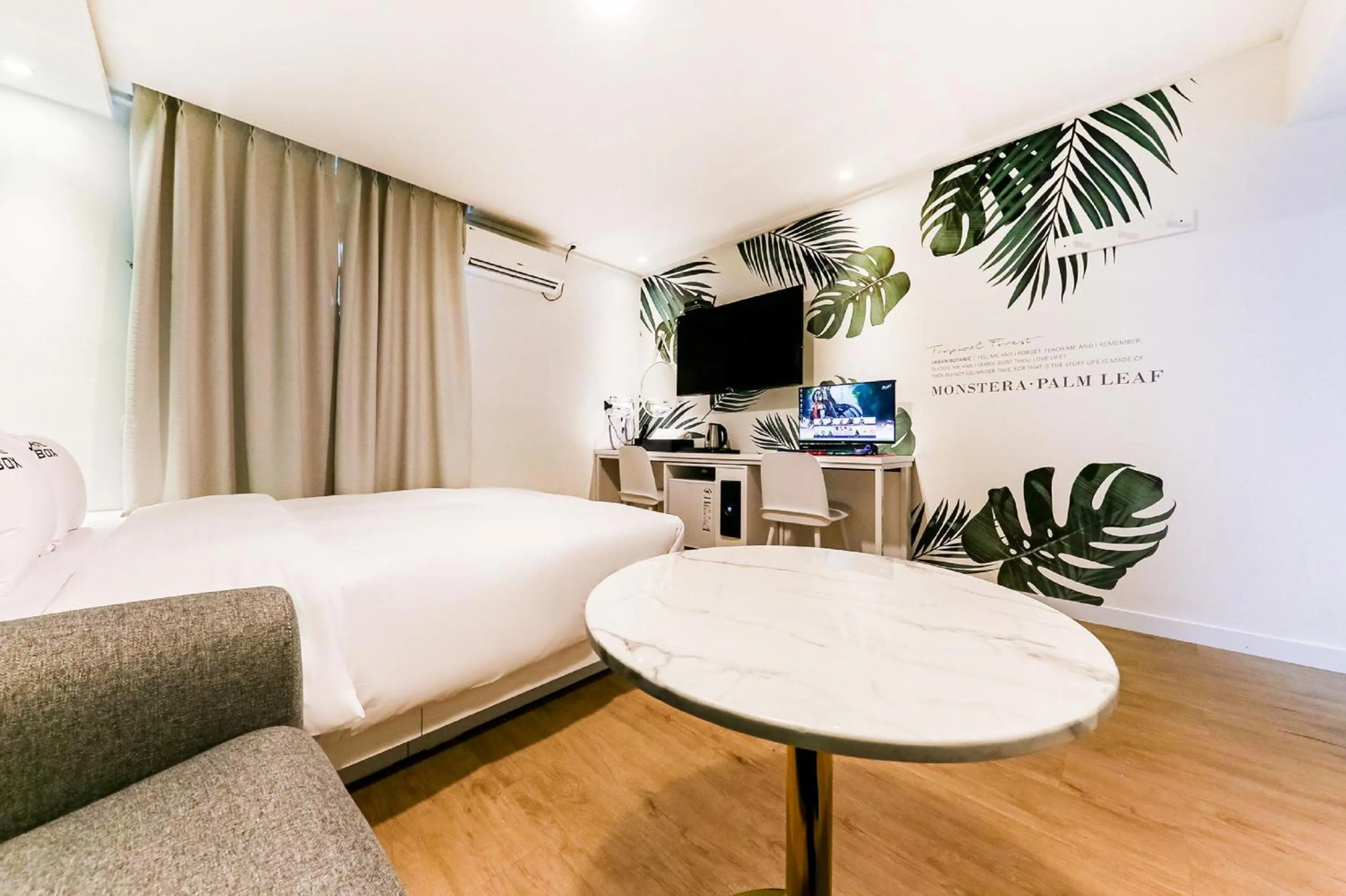 TV/Entertainment Center in hotel box