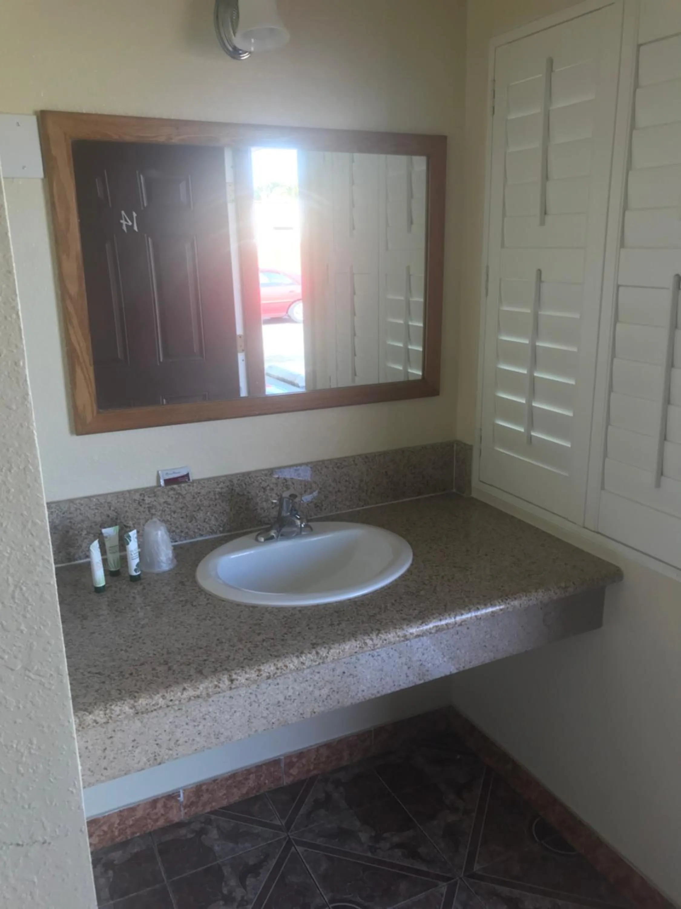 Shower in All 8 Motel