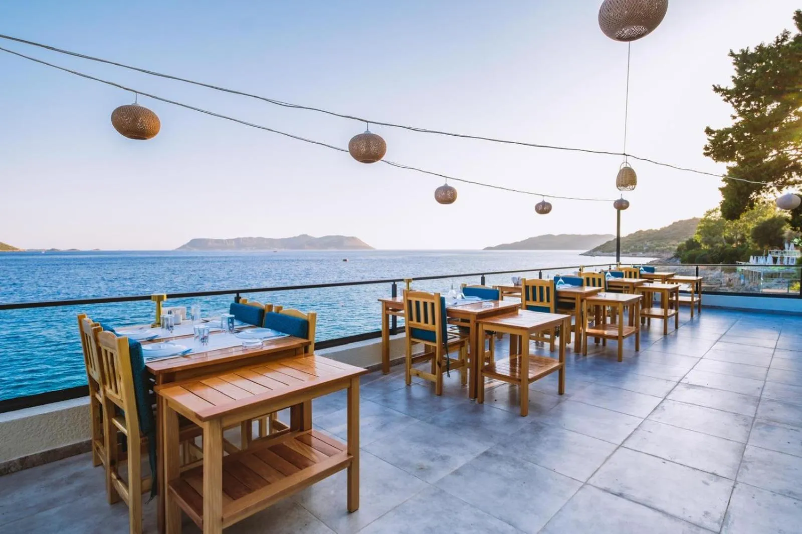 Sardunya Otel ARKA BİNA