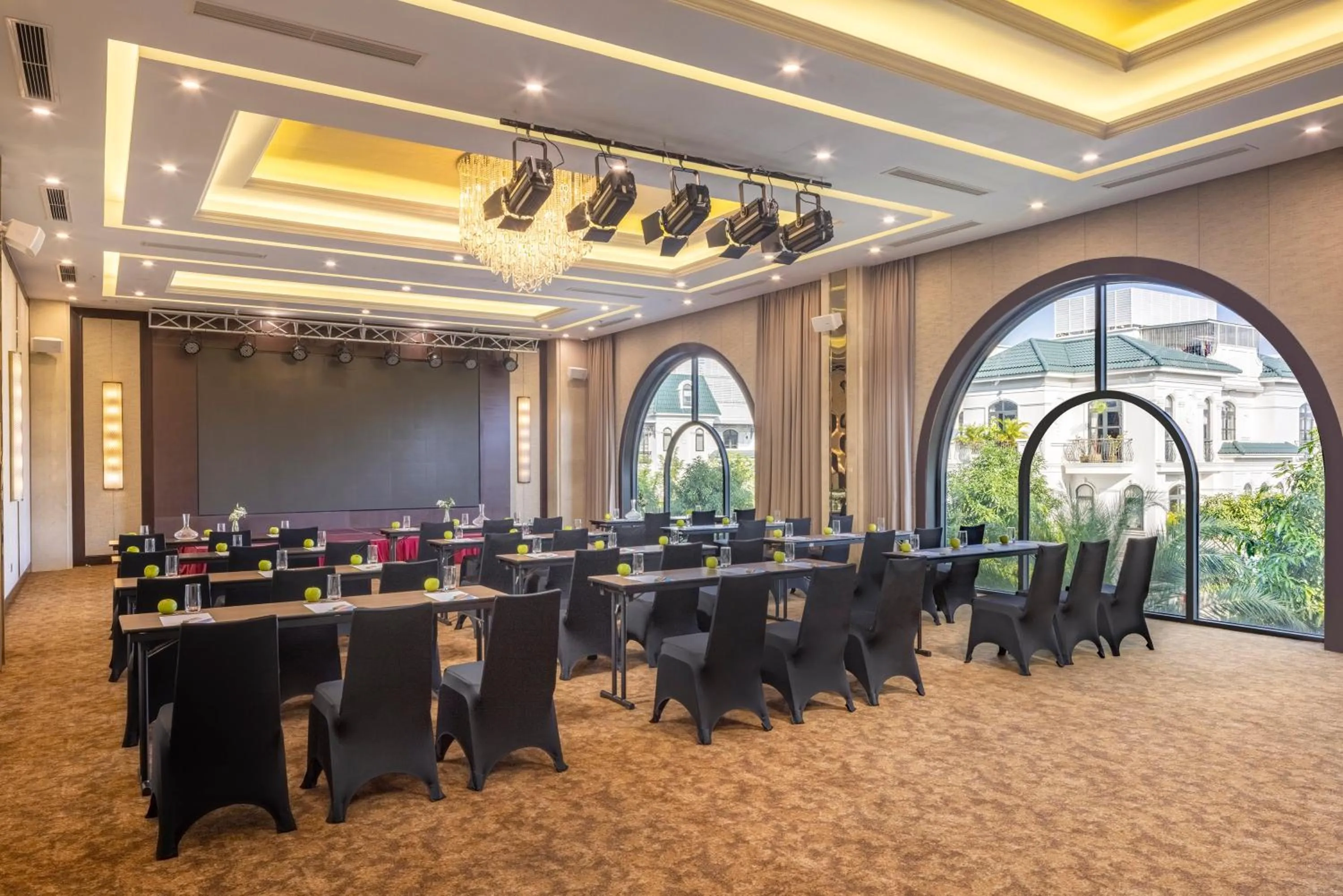 Banquet/Function facilities in Meliá Vinpearl Hai Phong Rivera