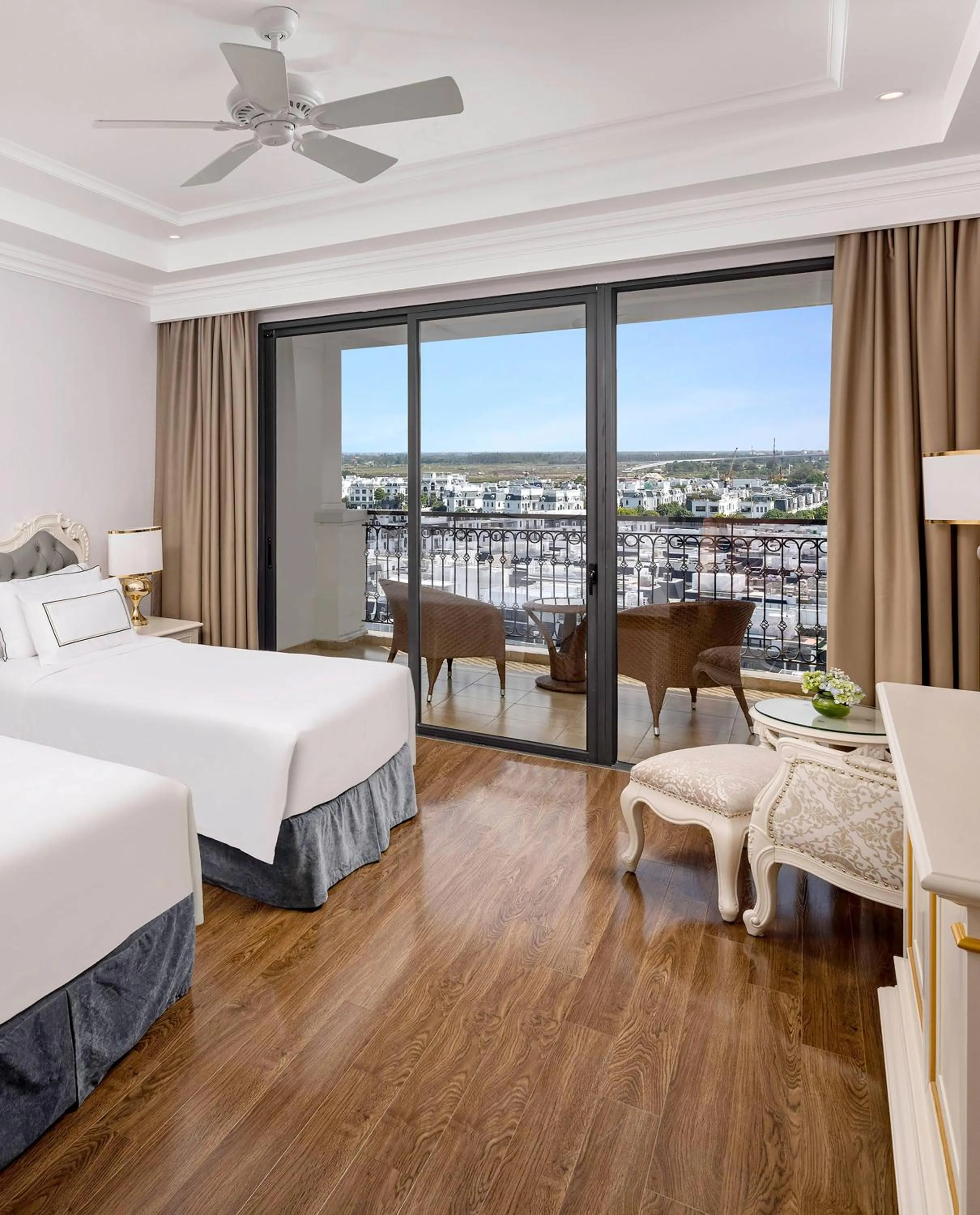 Bed in Meliá Vinpearl Hai Phong Rivera