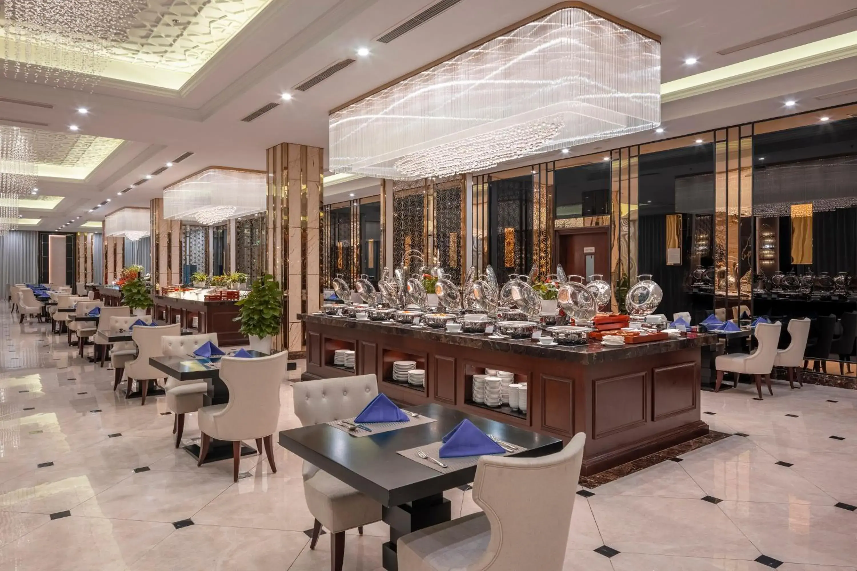 Restaurant/places to eat in Meliá Vinpearl Hai Phong Rivera Restaurant/places to eat in Meliá Vinpearl Hai Phong Rivera