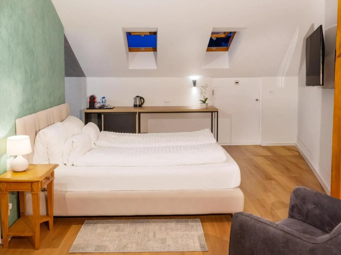 Bedroom, Bed in Boutique Hotel OchSen Self-Check-In