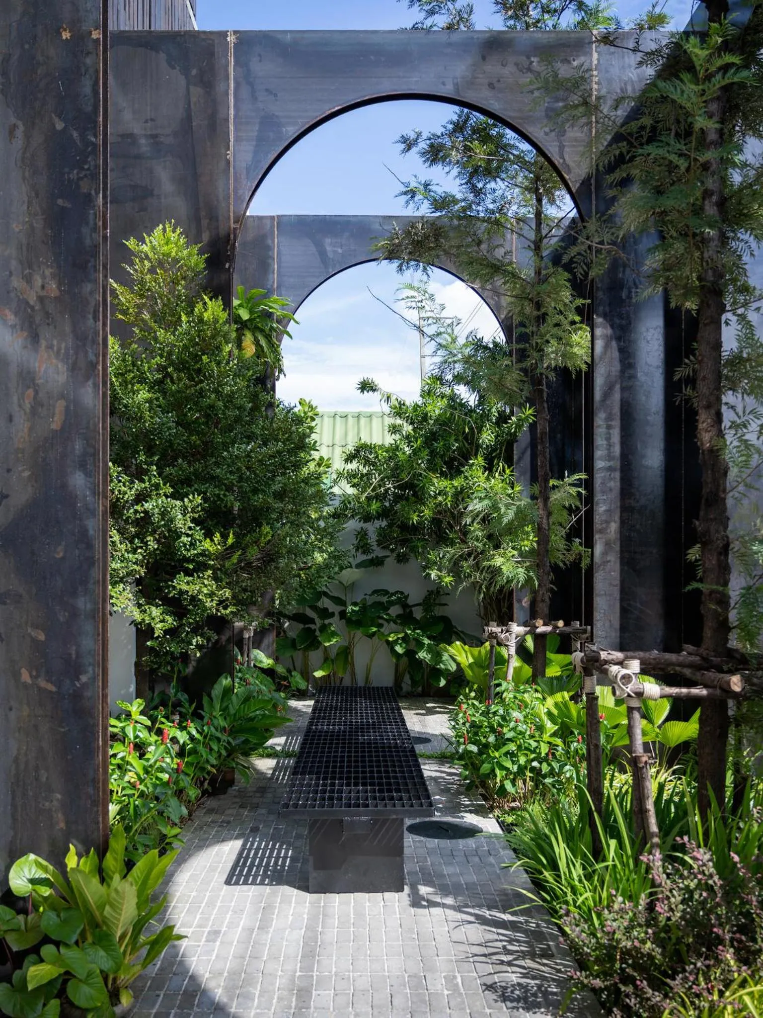 Day in Hotel Gahn Khao Lak