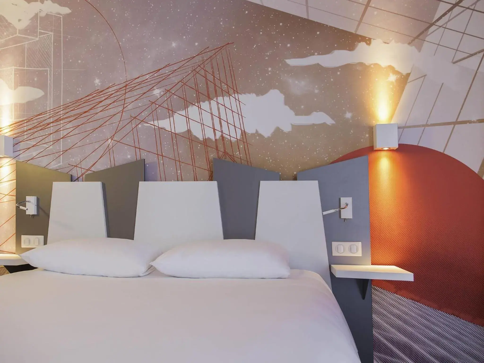 Property building, Bed in ibis Styles Poitiers Centre Property building, Bed in ibis Styles Poitiers Centre