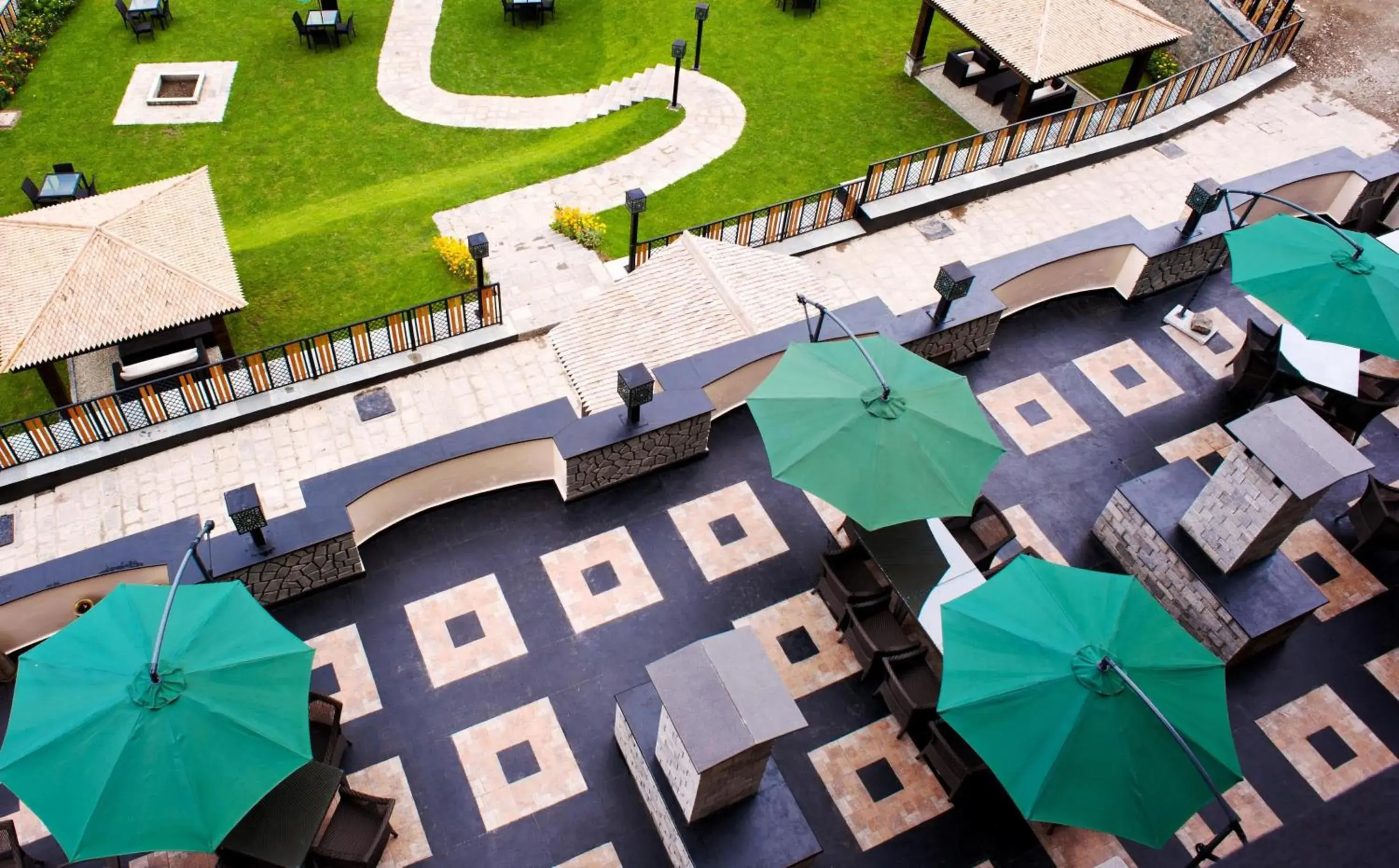 Bird's eye view in The Vintage Gulmarg Bird's eye view in The Vintage Gulmarg