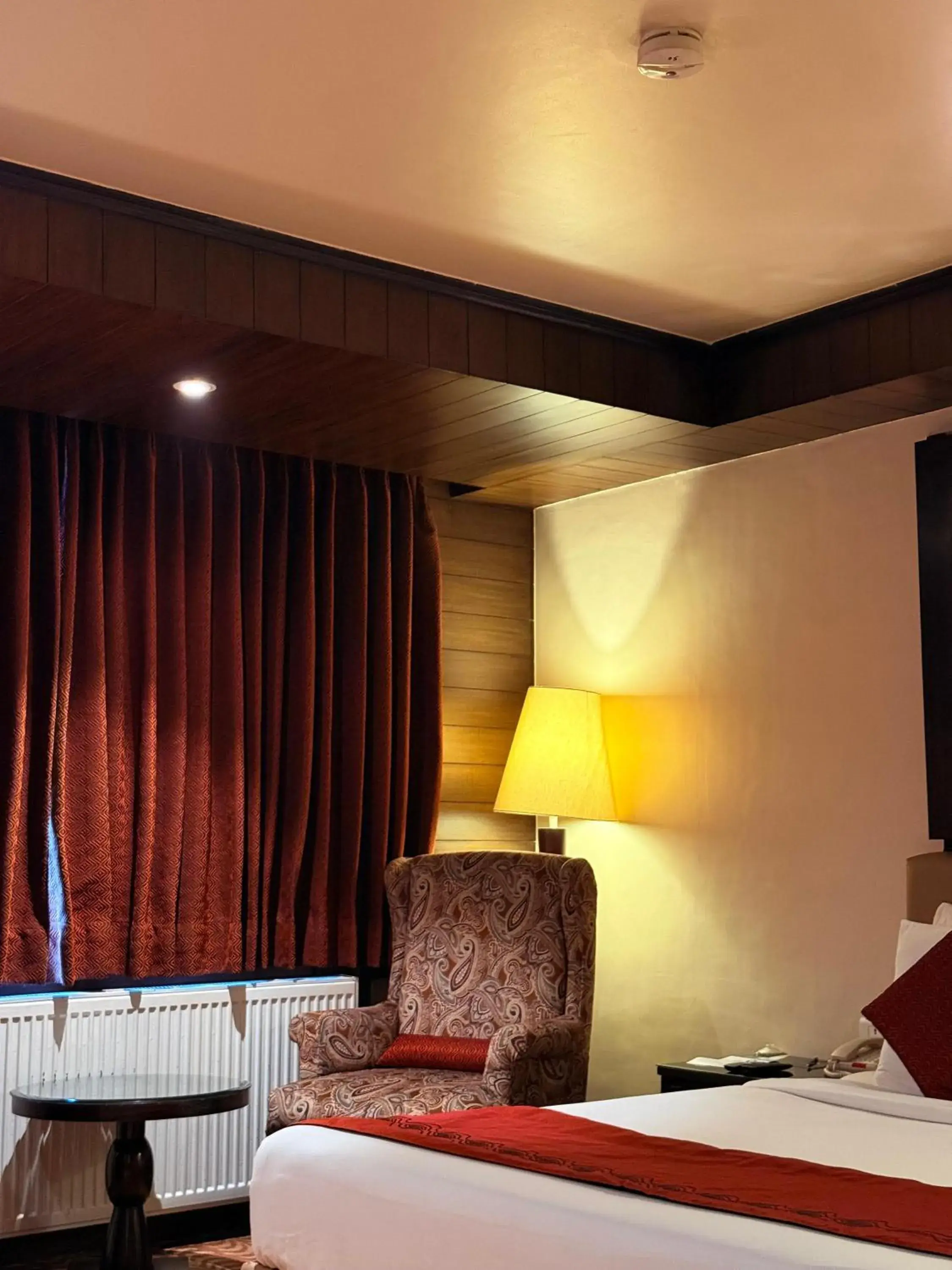 Seating area, Bed in The Vintage Gulmarg Seating area, Bed in The Vintage Gulmarg