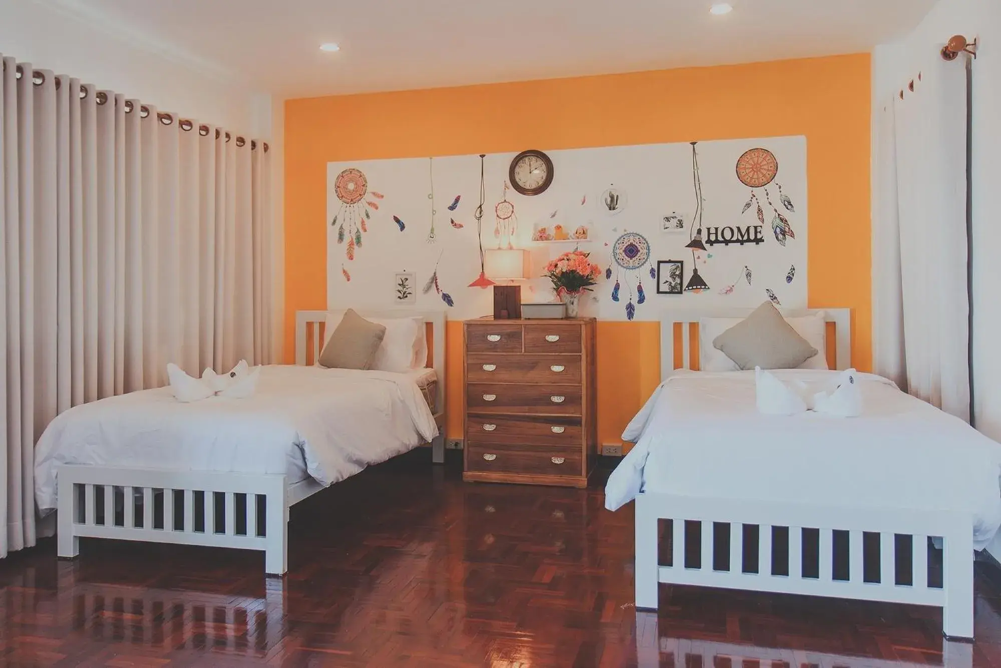 Twin Room with Shared Bathroom in Chill Vibe Hostel Twin Room with Shared Bathroom in Chill Vibe Hostel