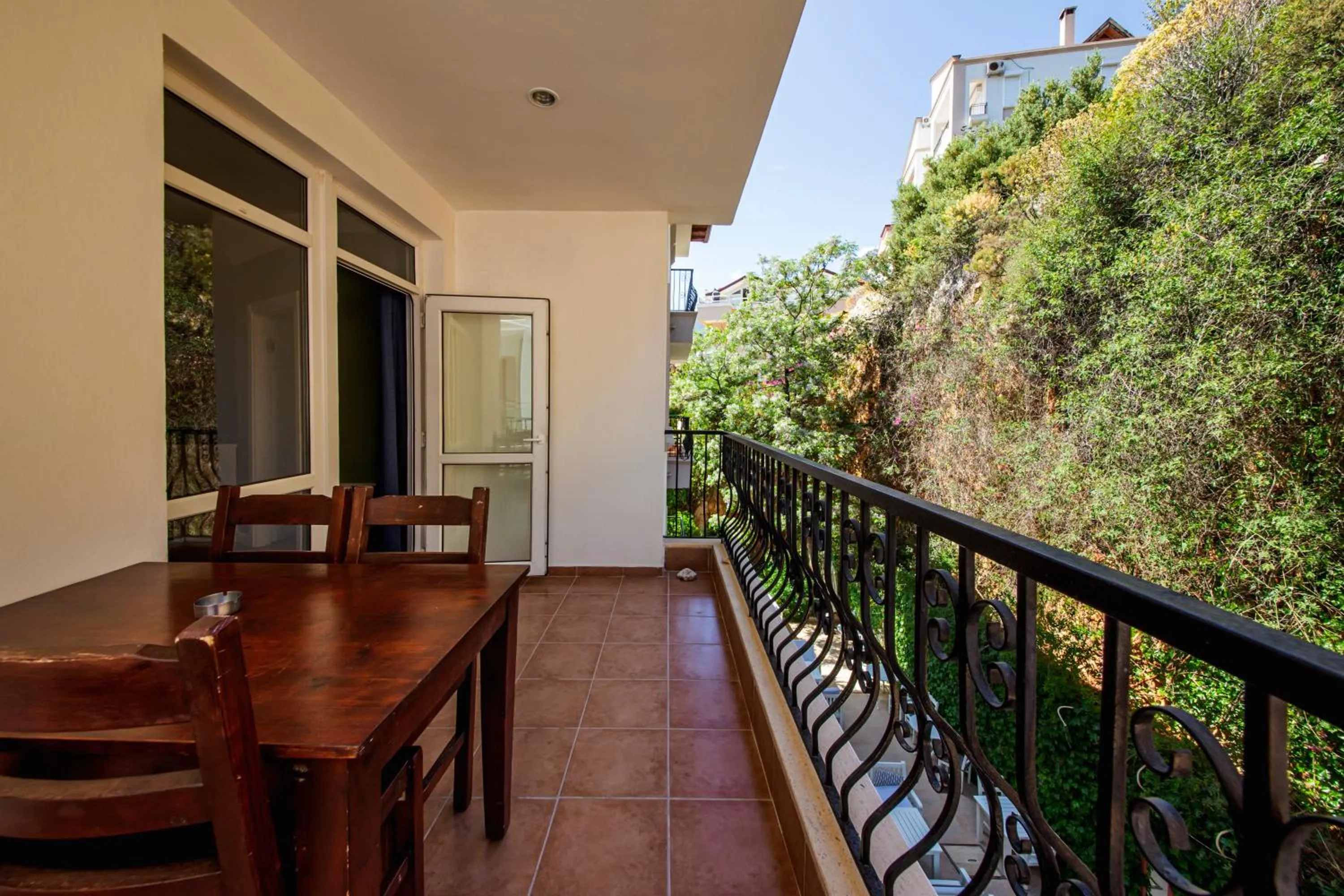 Balcony/Terrace in Lantana Aparts