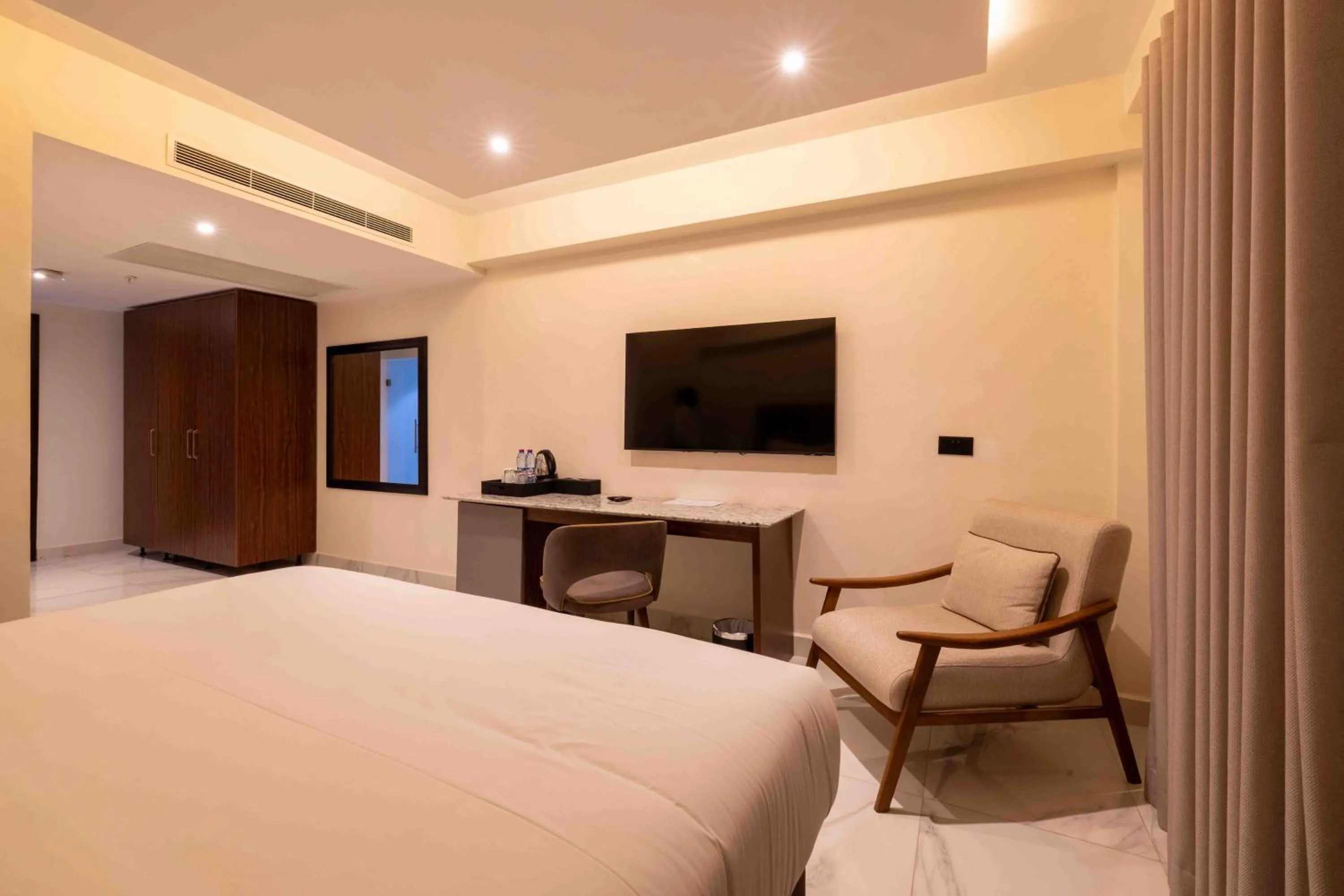 Bedroom, Bed in The Palms by Eagles Airport City