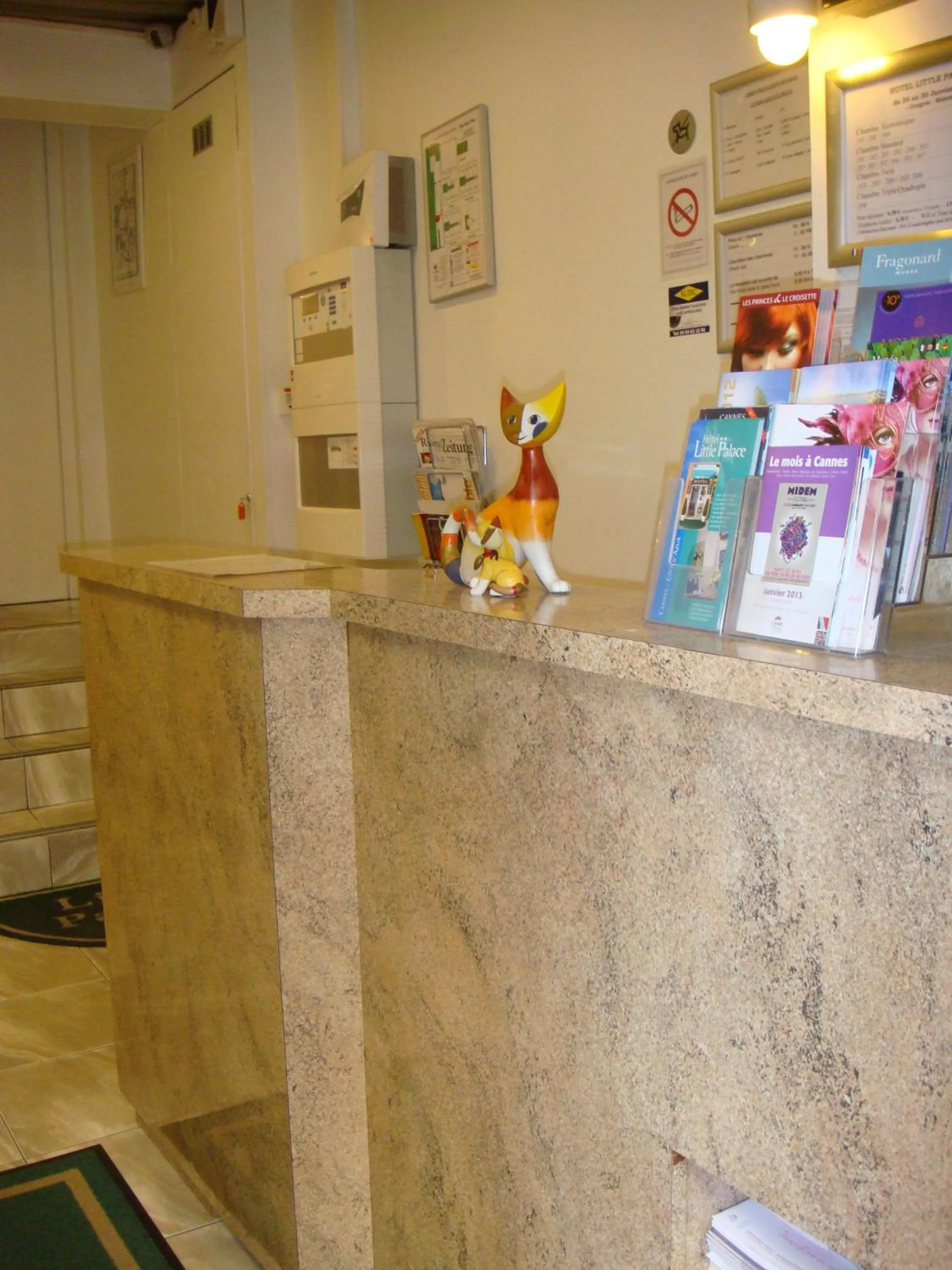 Lobby or reception in Little Palace