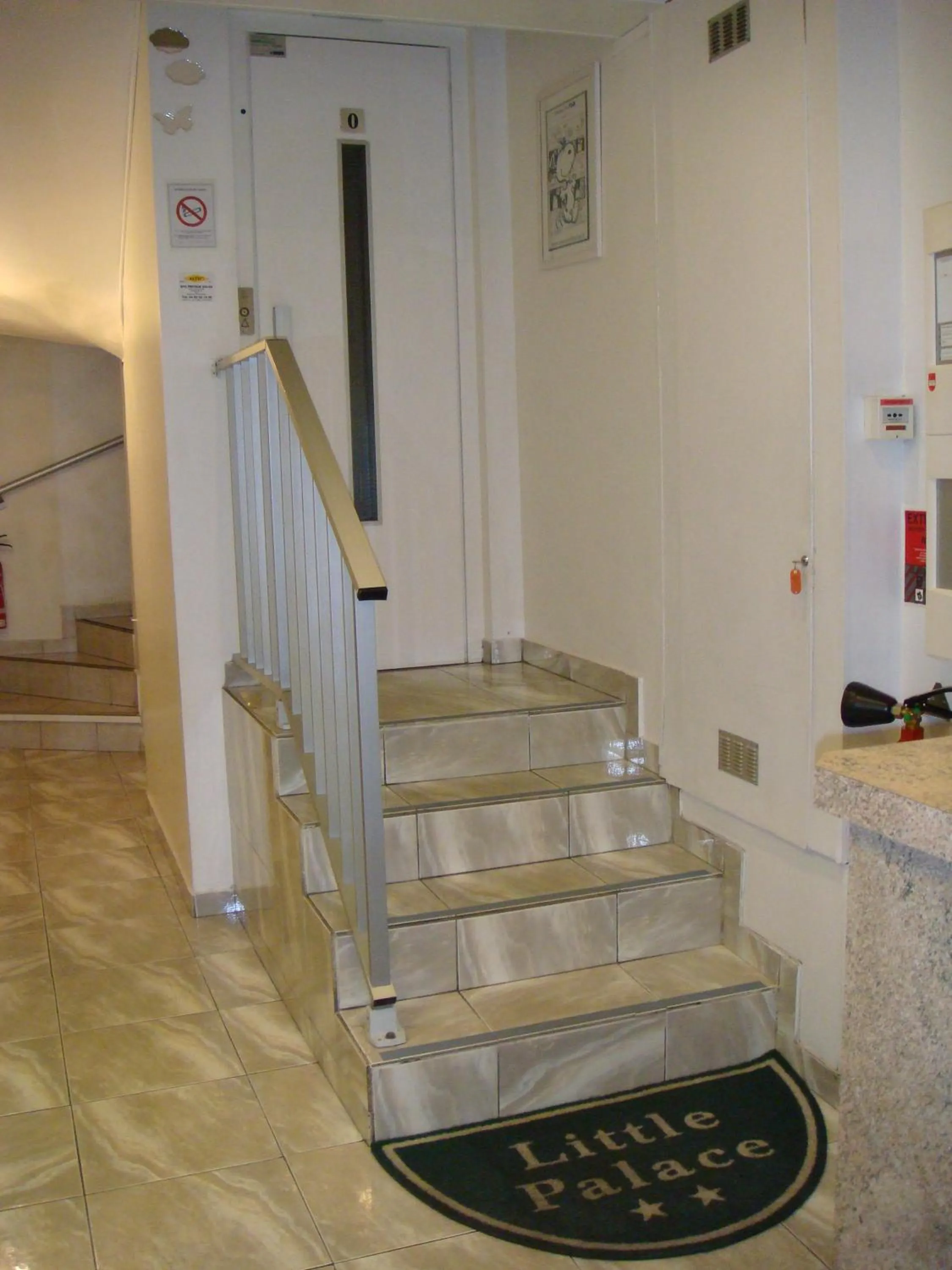 Lobby or reception in Little Palace