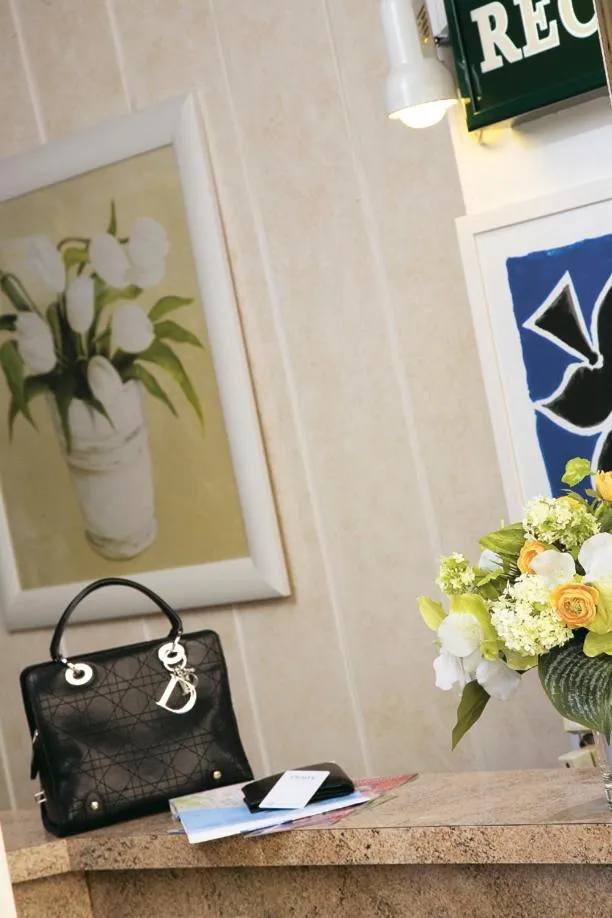 Lobby or reception in Little Palace