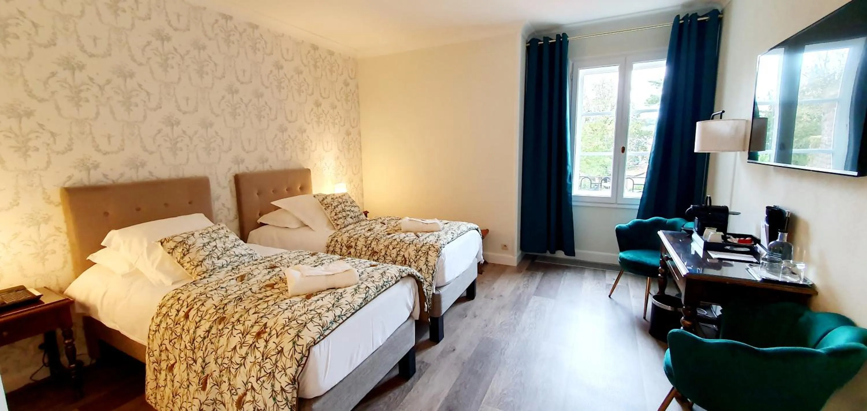 Superior Twin Room in Demeures & Châteaux - Hôtel Greuze & Spa Tournus