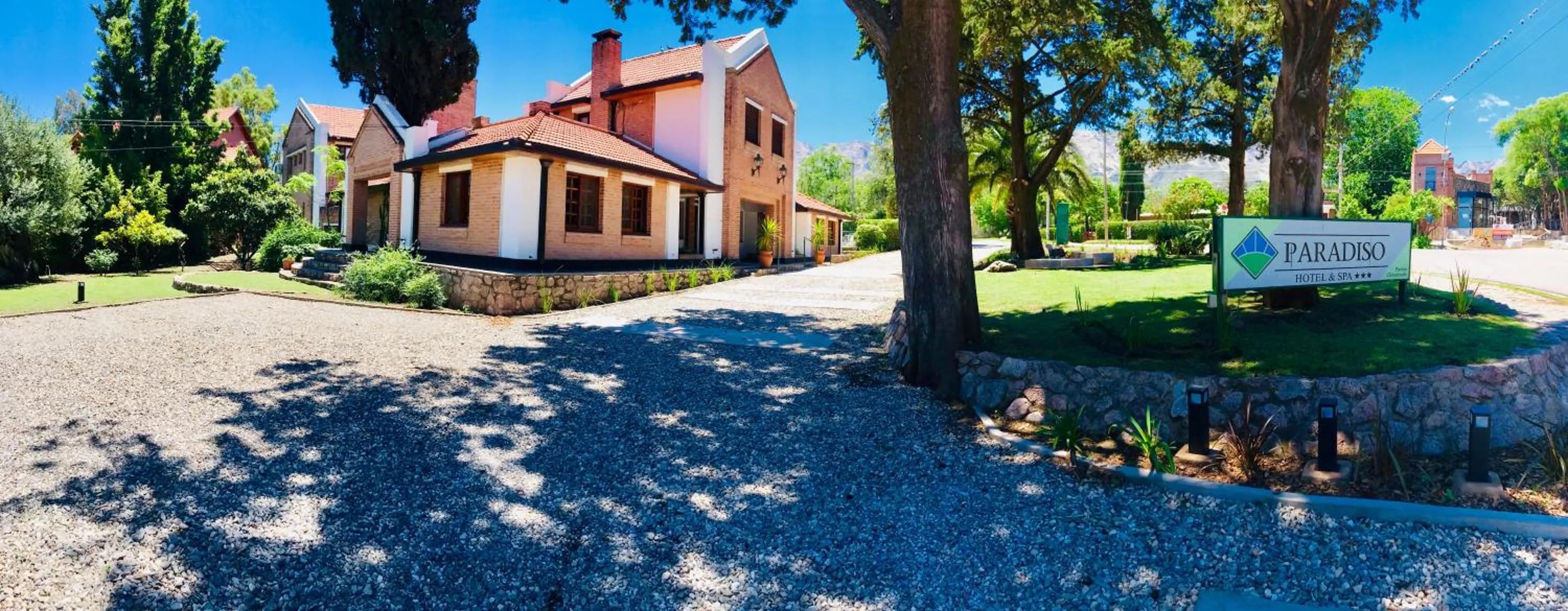 Paradiso Hotel