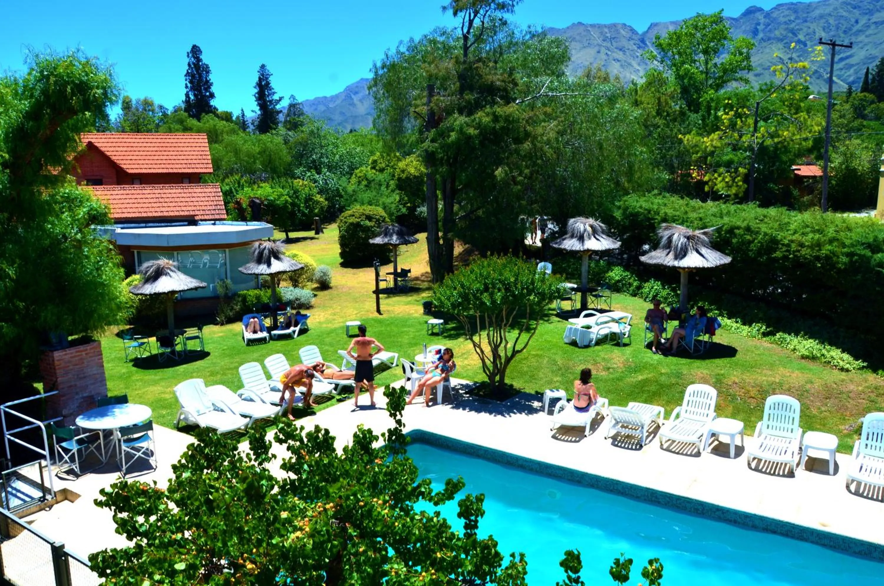 Paradiso Hotel