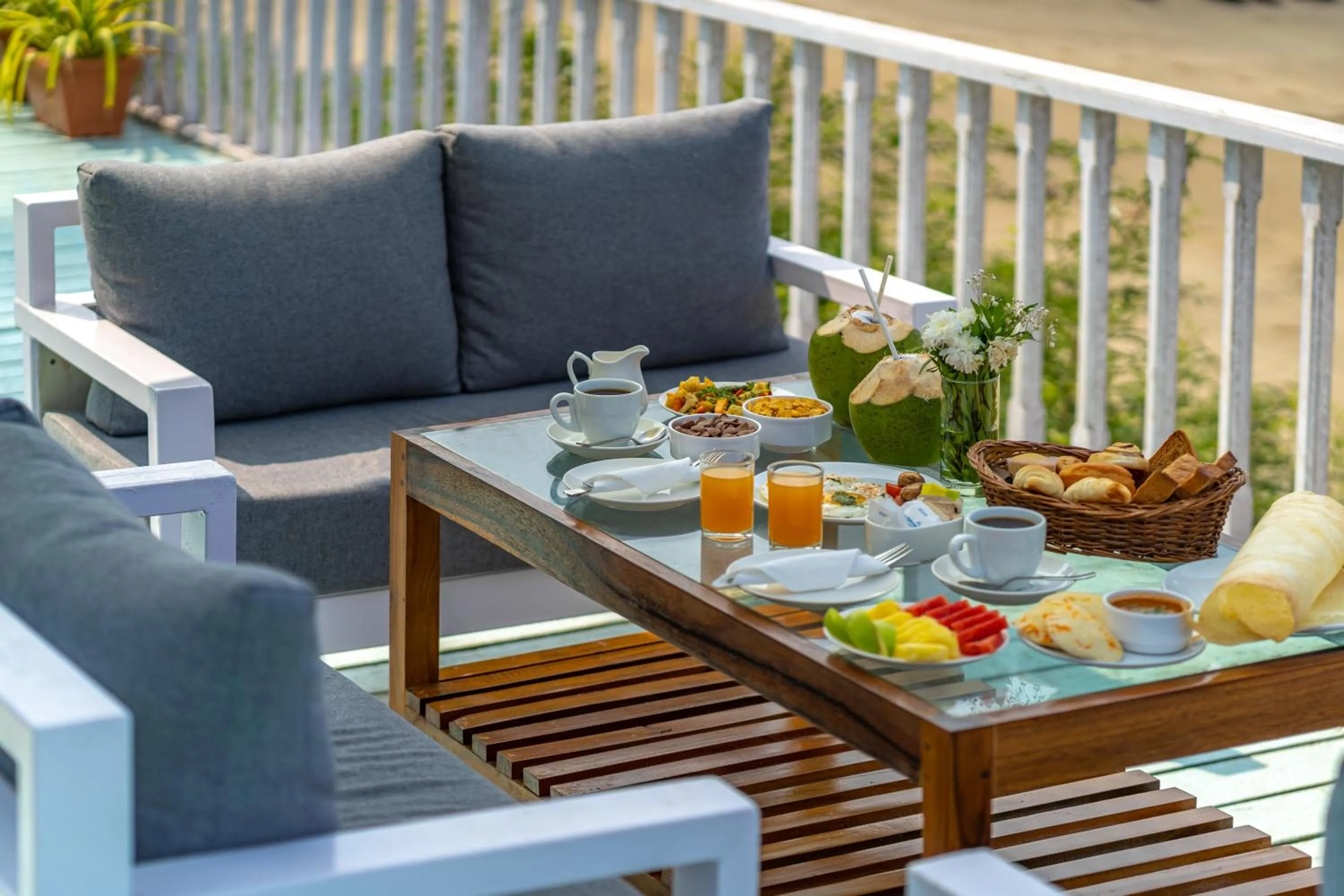 Property building in La Cabana Beach & Spa, By Ashvem Beach