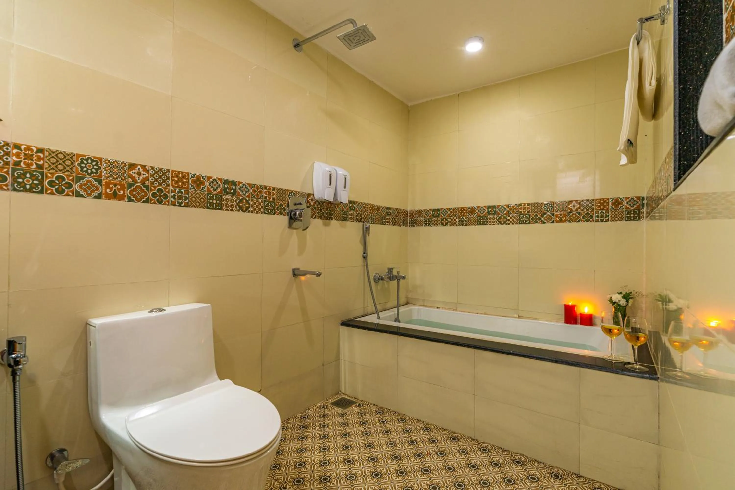 Bathroom in La Cabana Beach & Spa, By Ashvem Beach