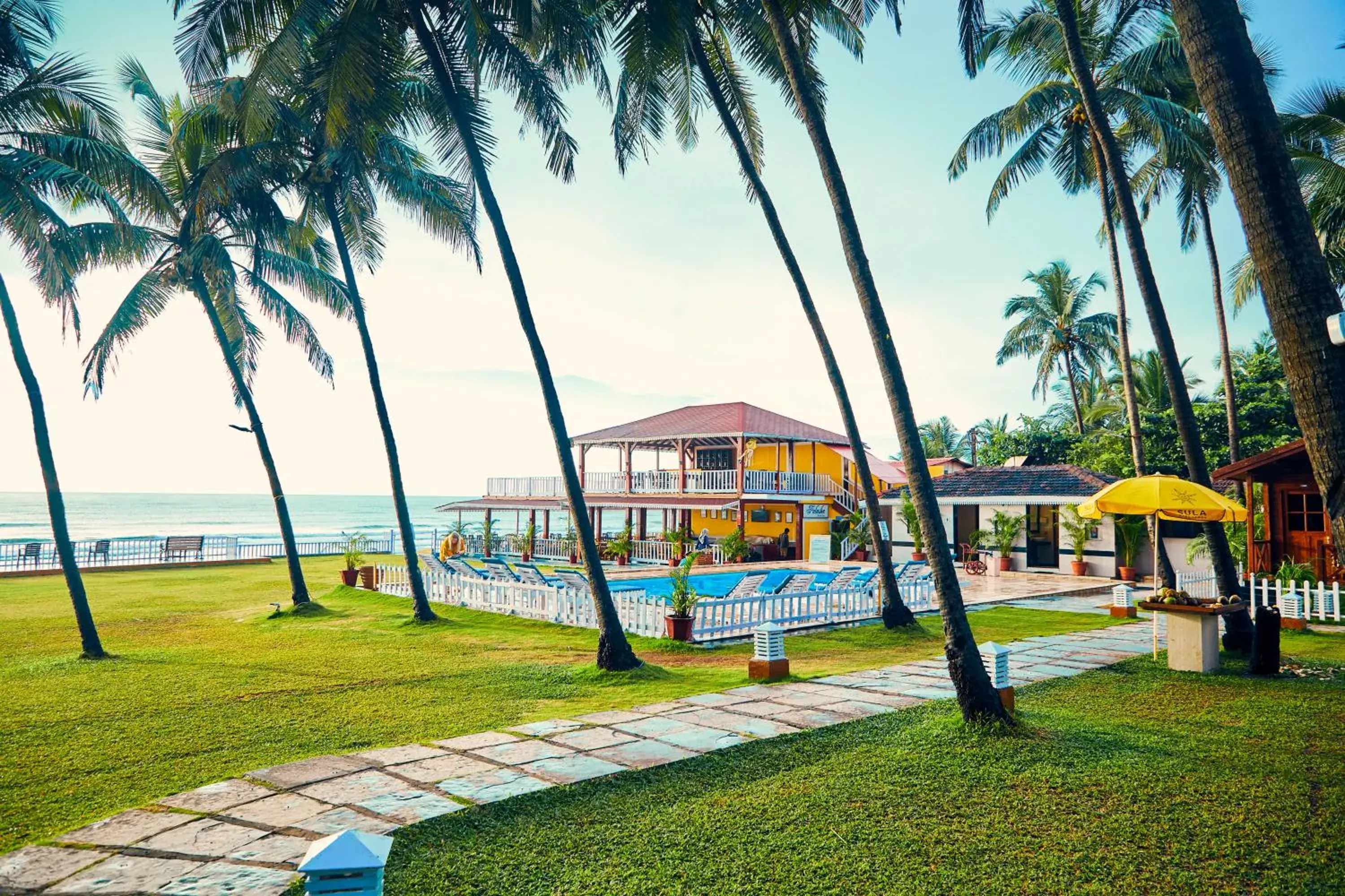 Property building in La Cabana Beach & Spa, By Ashvem Beach Property building in La Cabana Beach & Spa, By Ashvem Beach