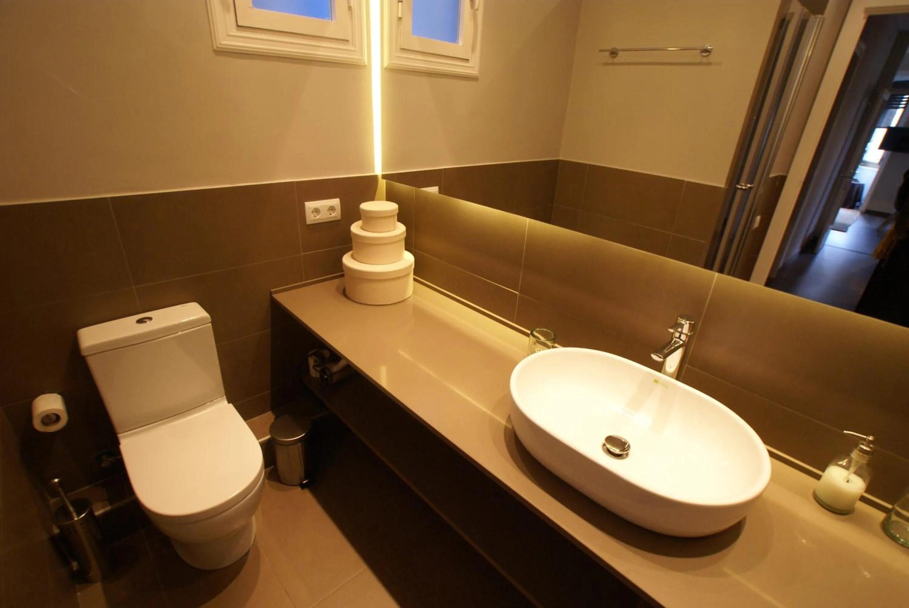 Bathroom in 555 Apartments BCN