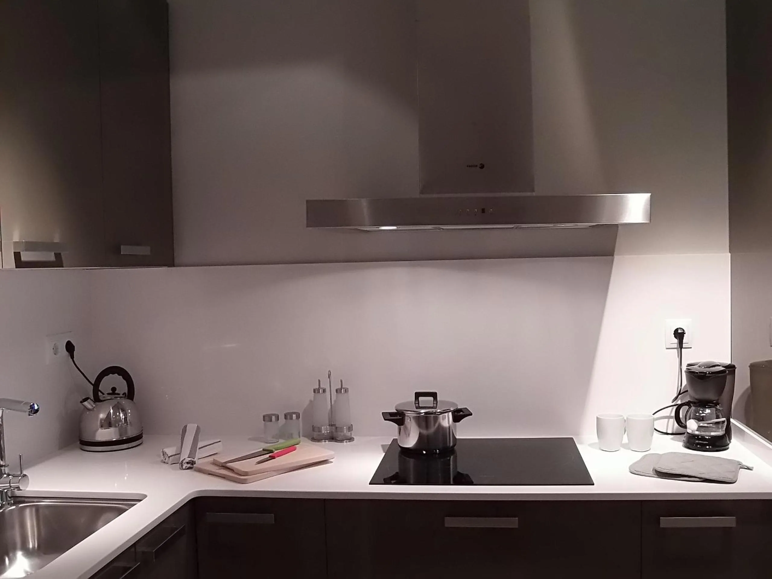 Kitchen or kitchenette in 555 Apartments BCN