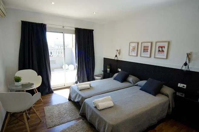 Photo of the whole room, Bed in 555 Apartments BCN