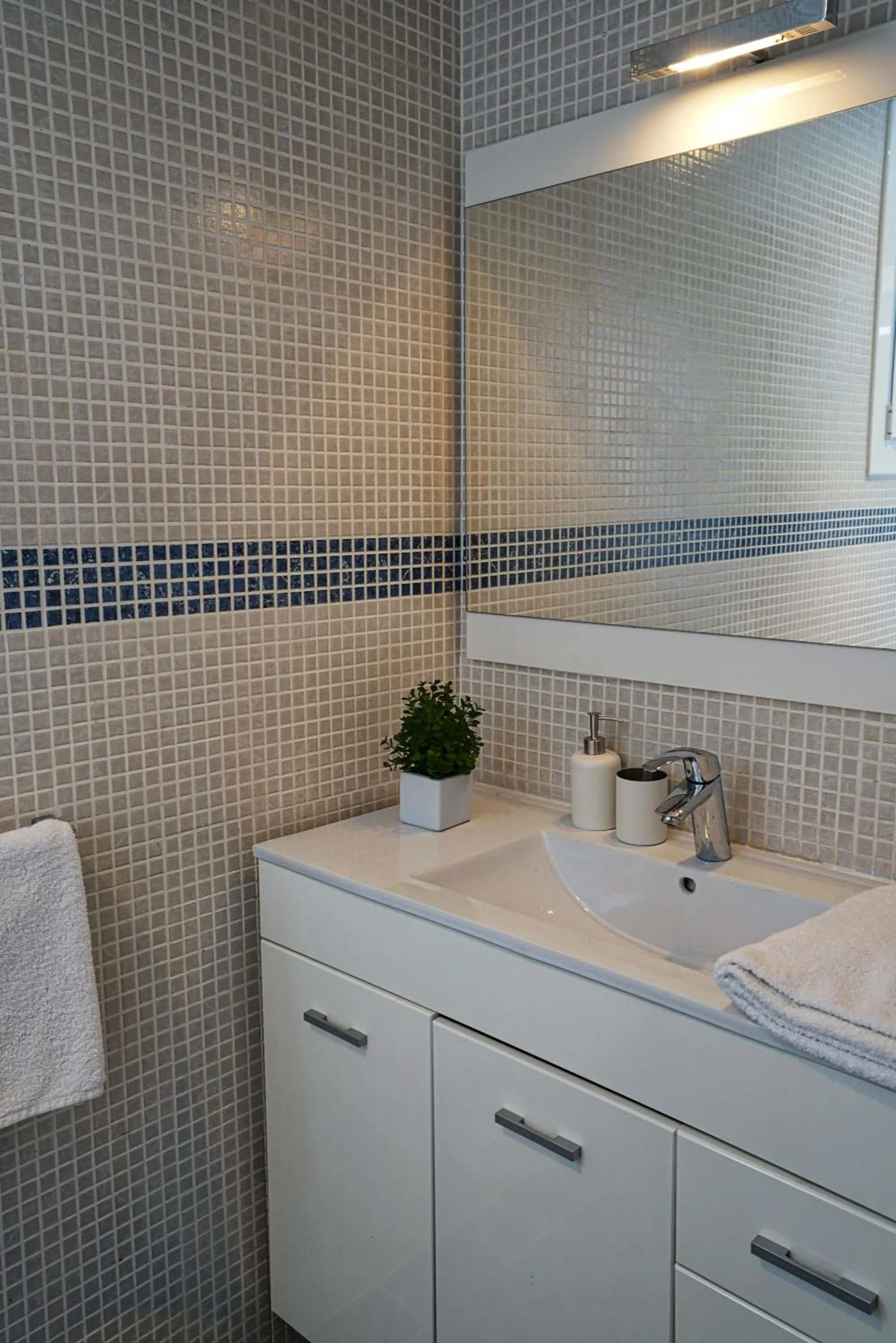 Bathroom in 555 Apartments BCN