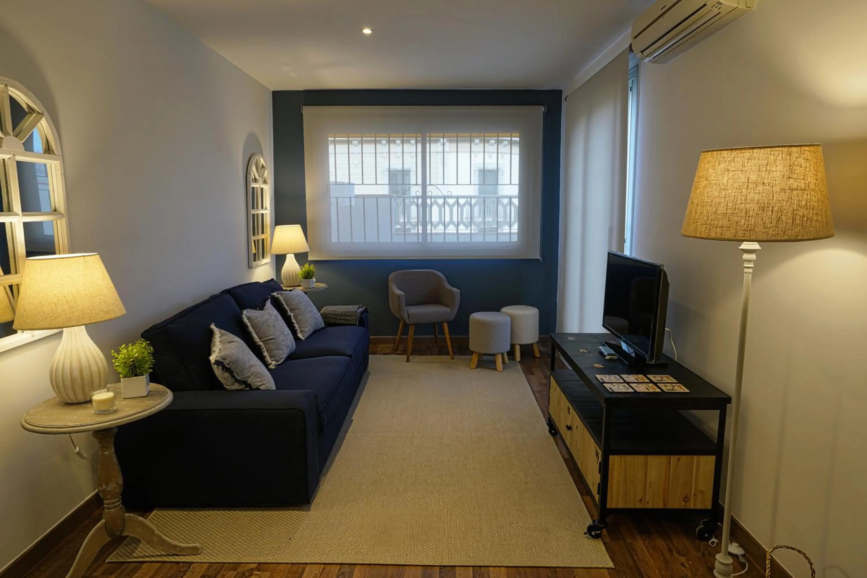 Living room in 555 Apartments BCN