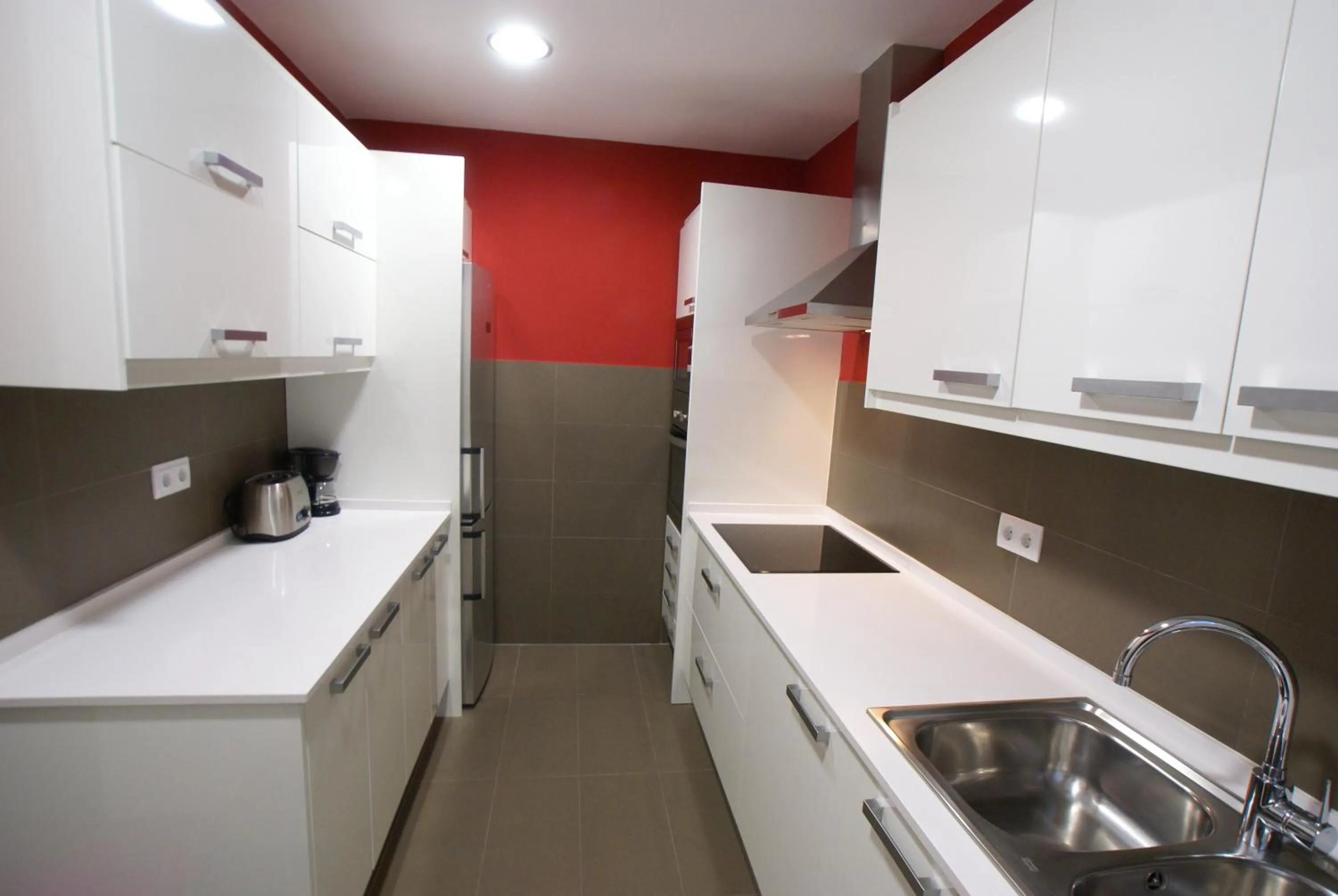 Kitchen or kitchenette in 555 Apartments BCN