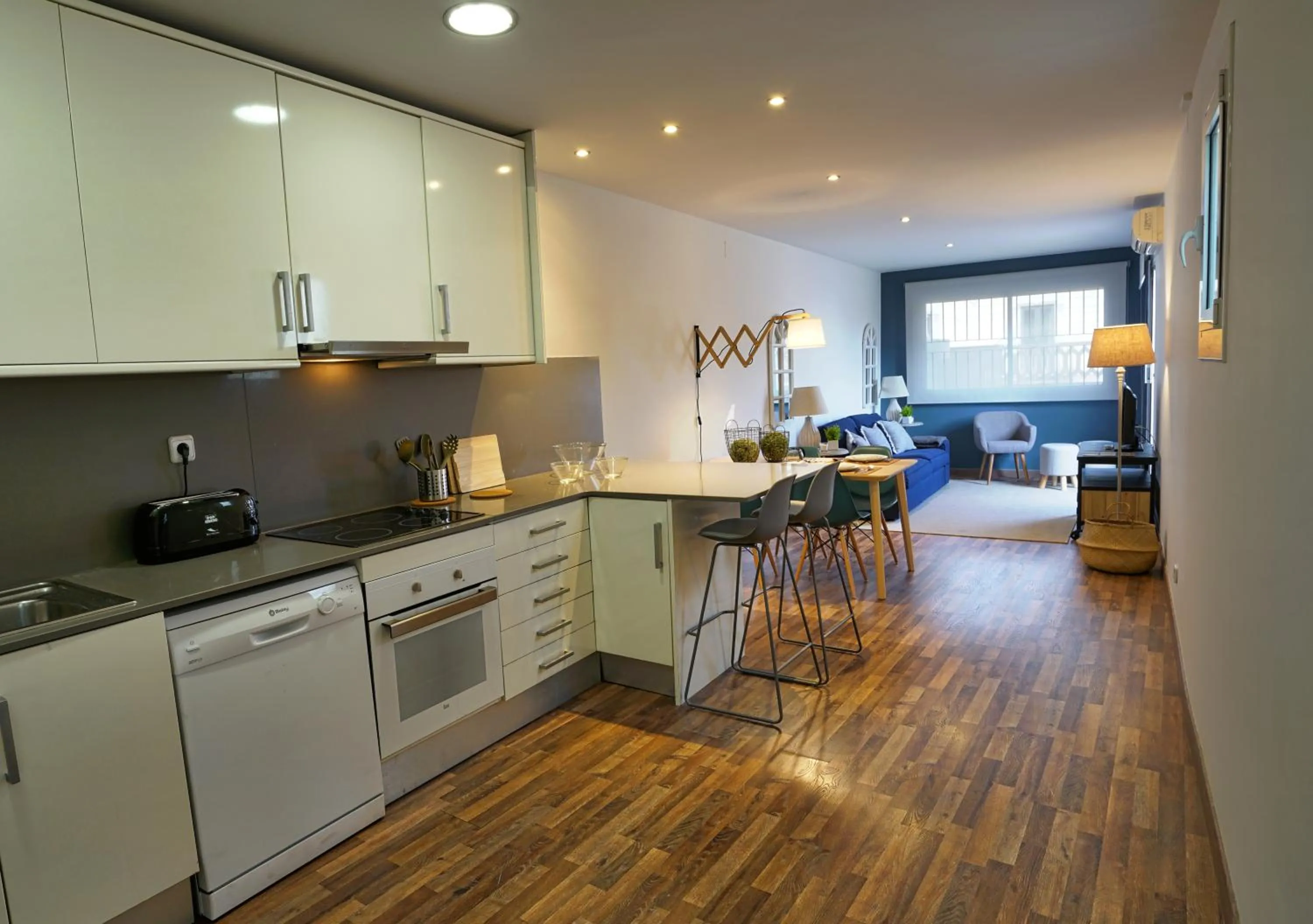 Kitchen or kitchenette in 555 Apartments BCN