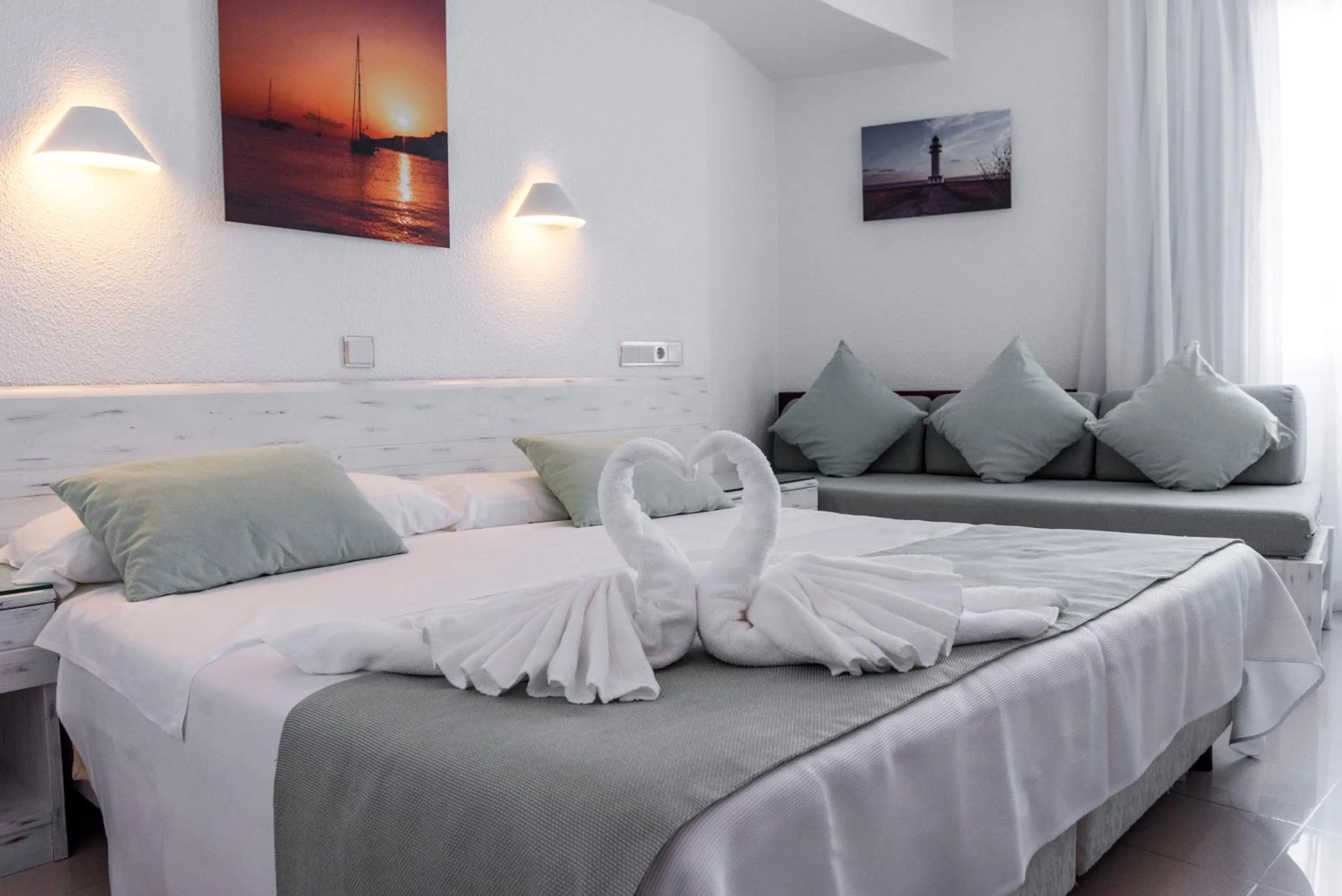 Bed in Hostal Bellavista Formentera