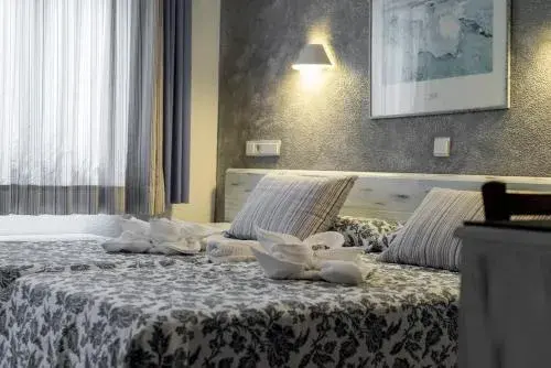 Economy Double or Twin Room in Hostal Bellavista Formentera Economy Double or Twin Room in Hostal Bellavista Formentera