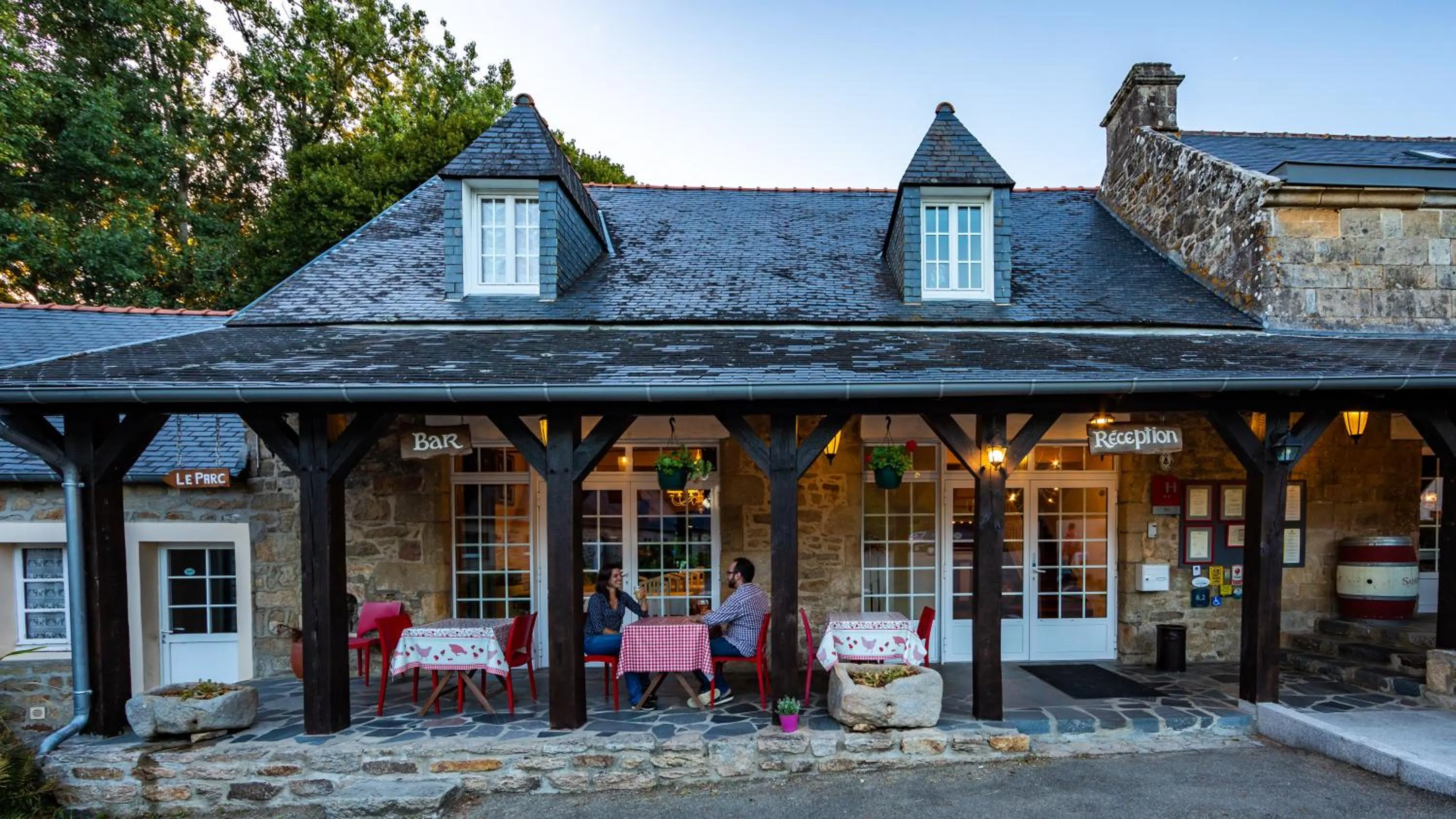 Property building in Logis- Auberge De Kerveoc'h