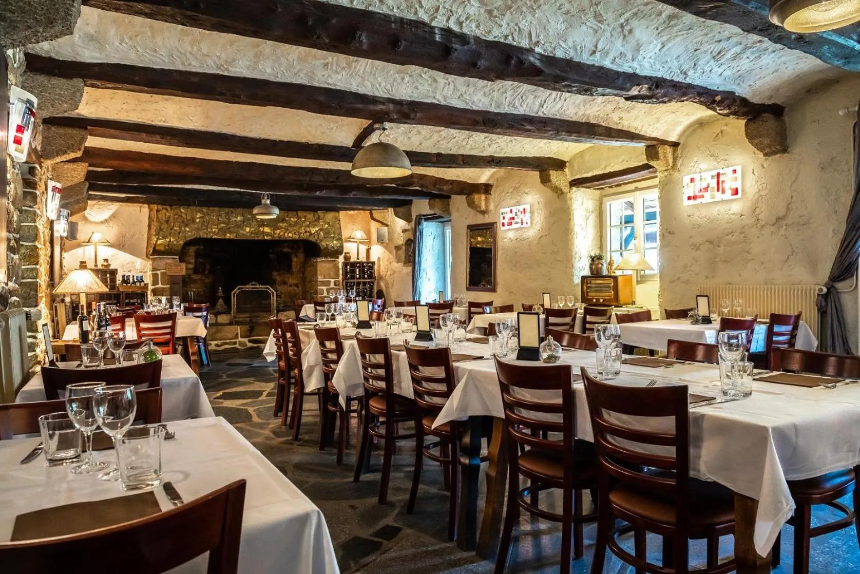 Restaurant/places to eat in Logis- Auberge De Kerveoc'h