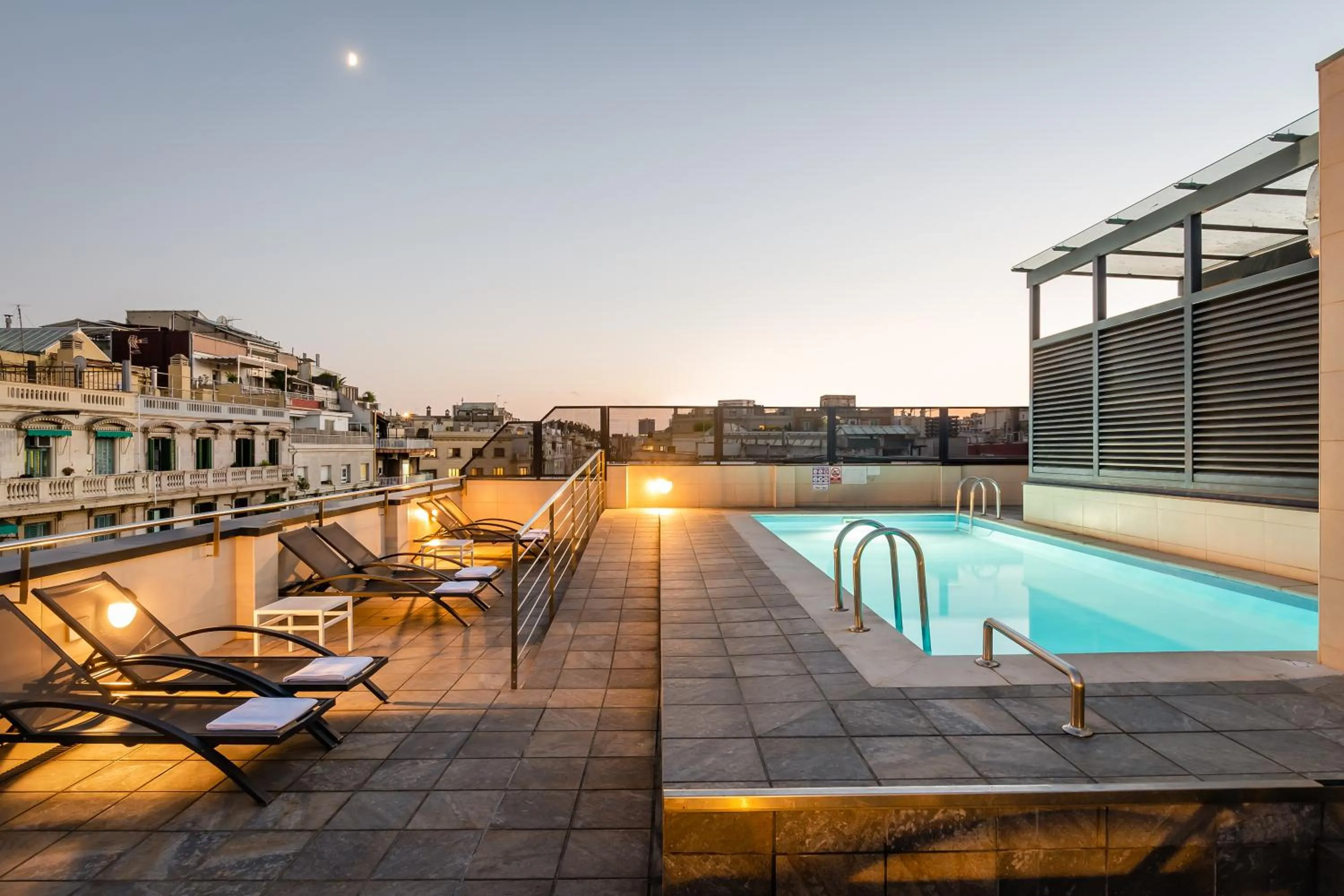 Swimming pool in Sunotel Club Central