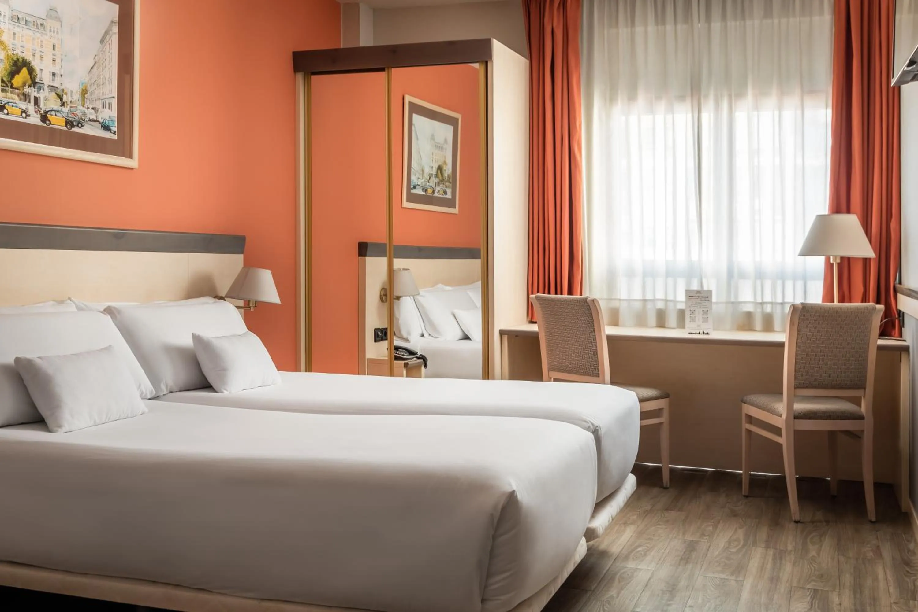 Bed in Sunotel Club Central