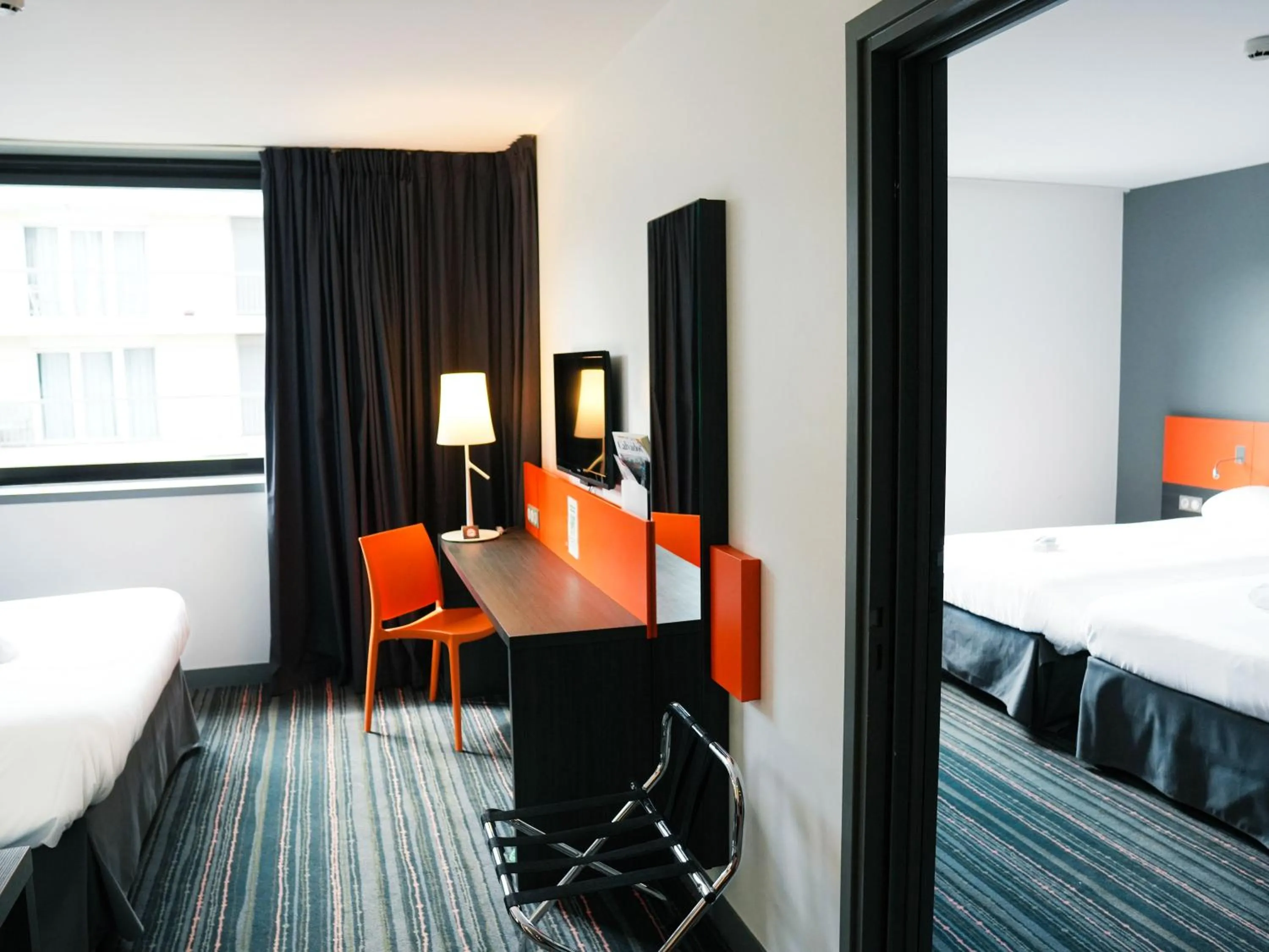 Bedroom, Bed in ibis Styles Caen centre gare