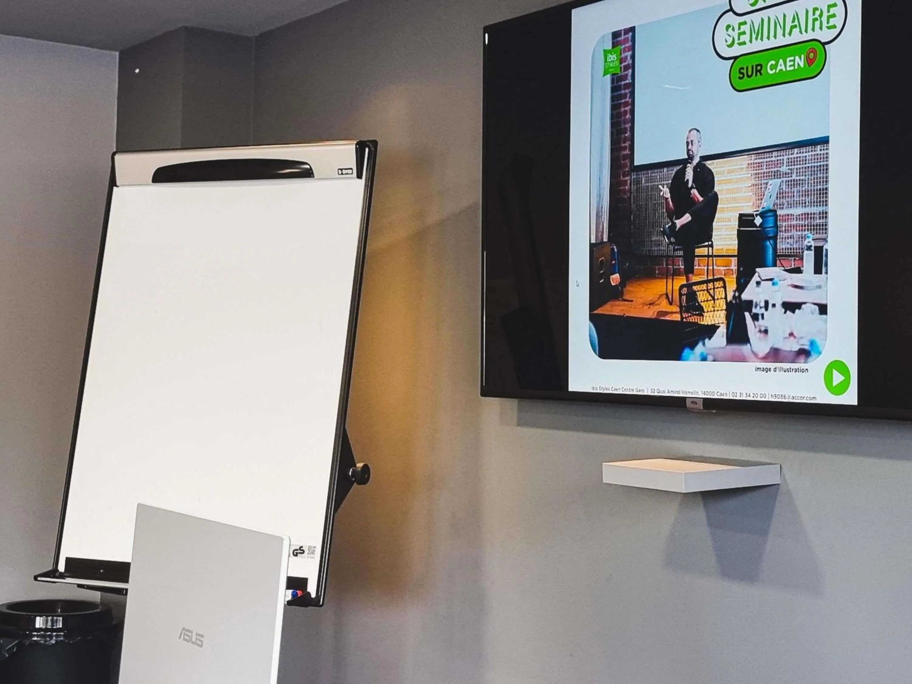 Meeting/conference room in ibis Styles Caen centre gare