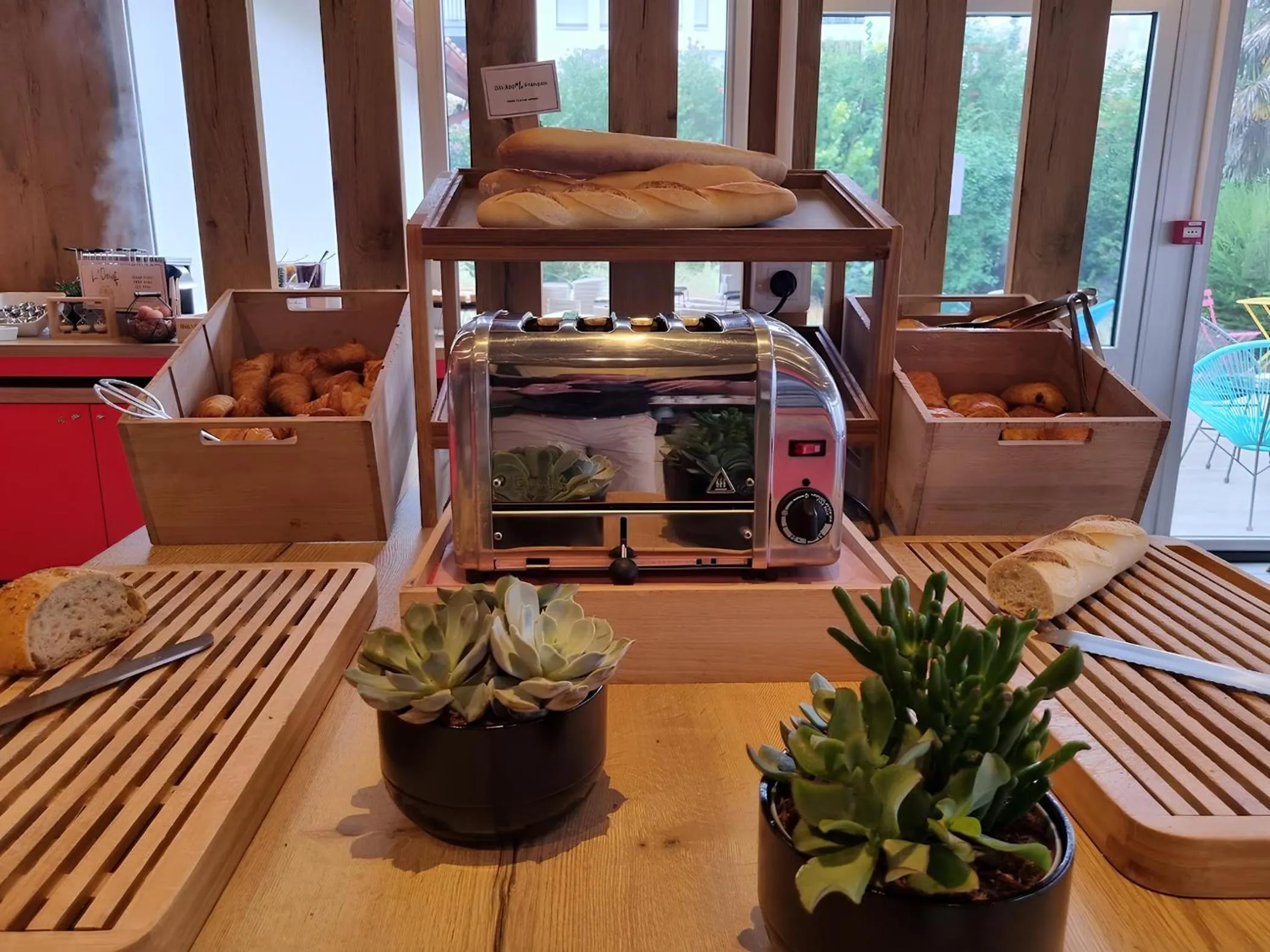 Breakfast in ibis Bayonne Centre