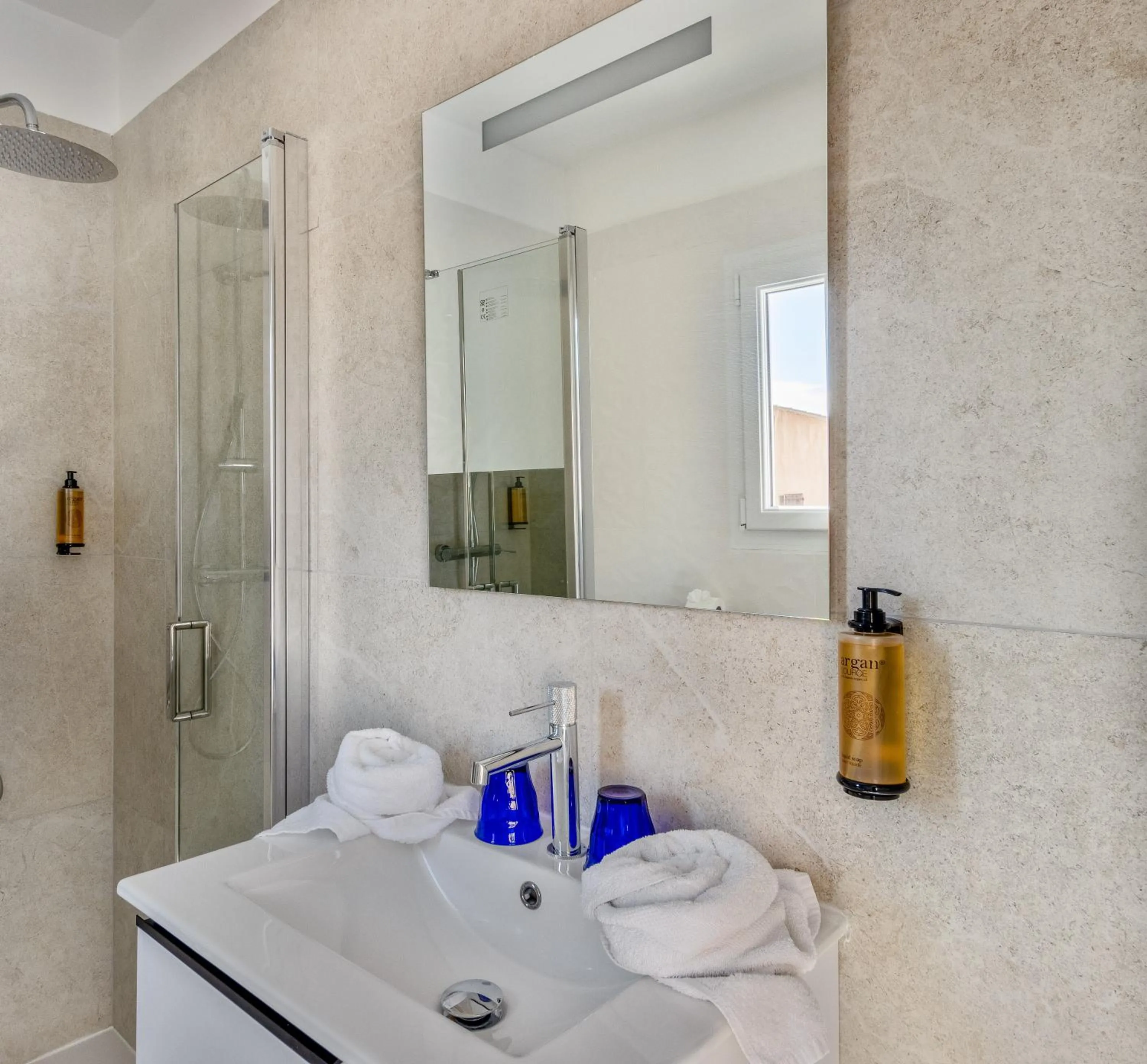 Bathroom in Hotel Espadon bleu