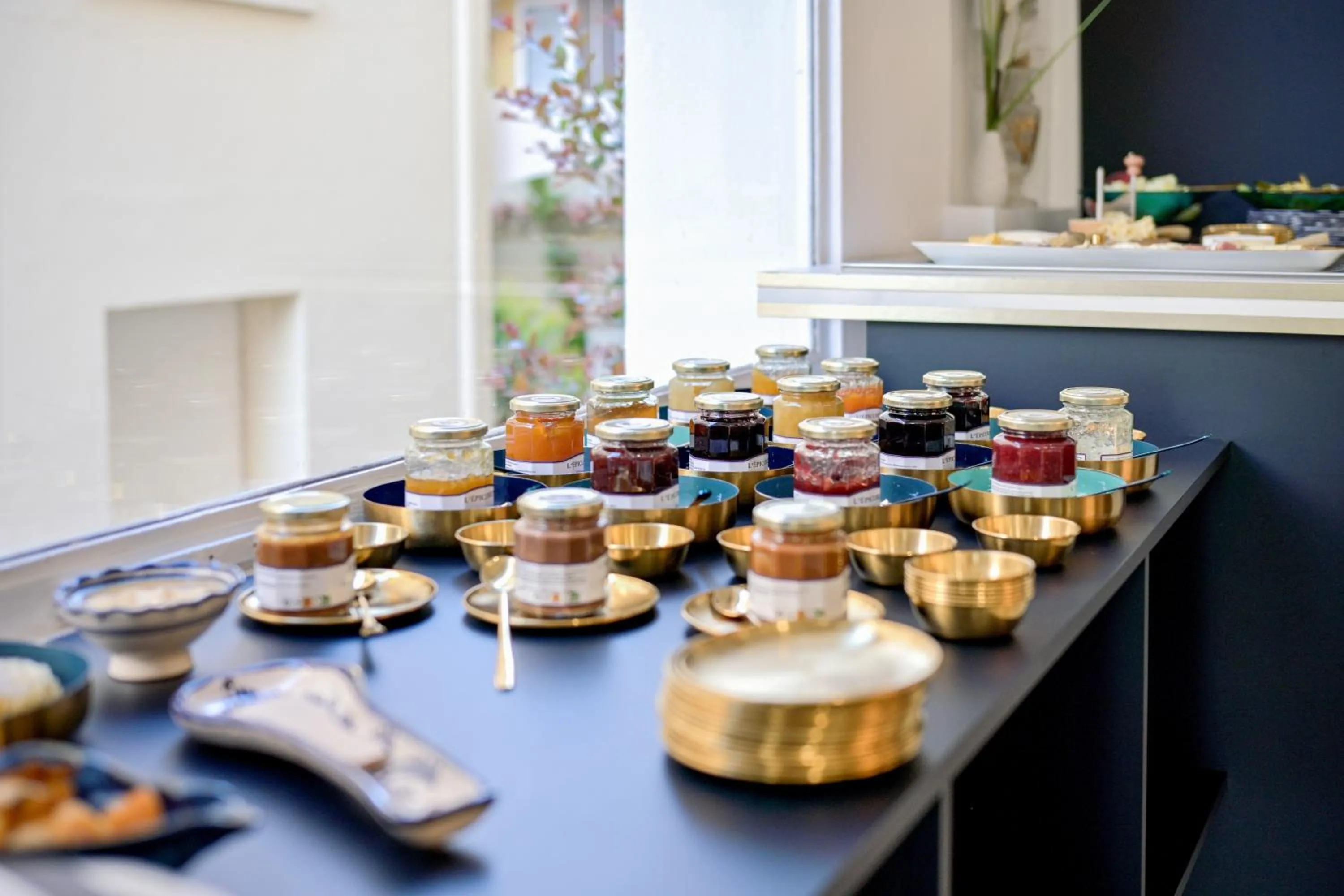 Buffet breakfast in Hotel Espadon bleu