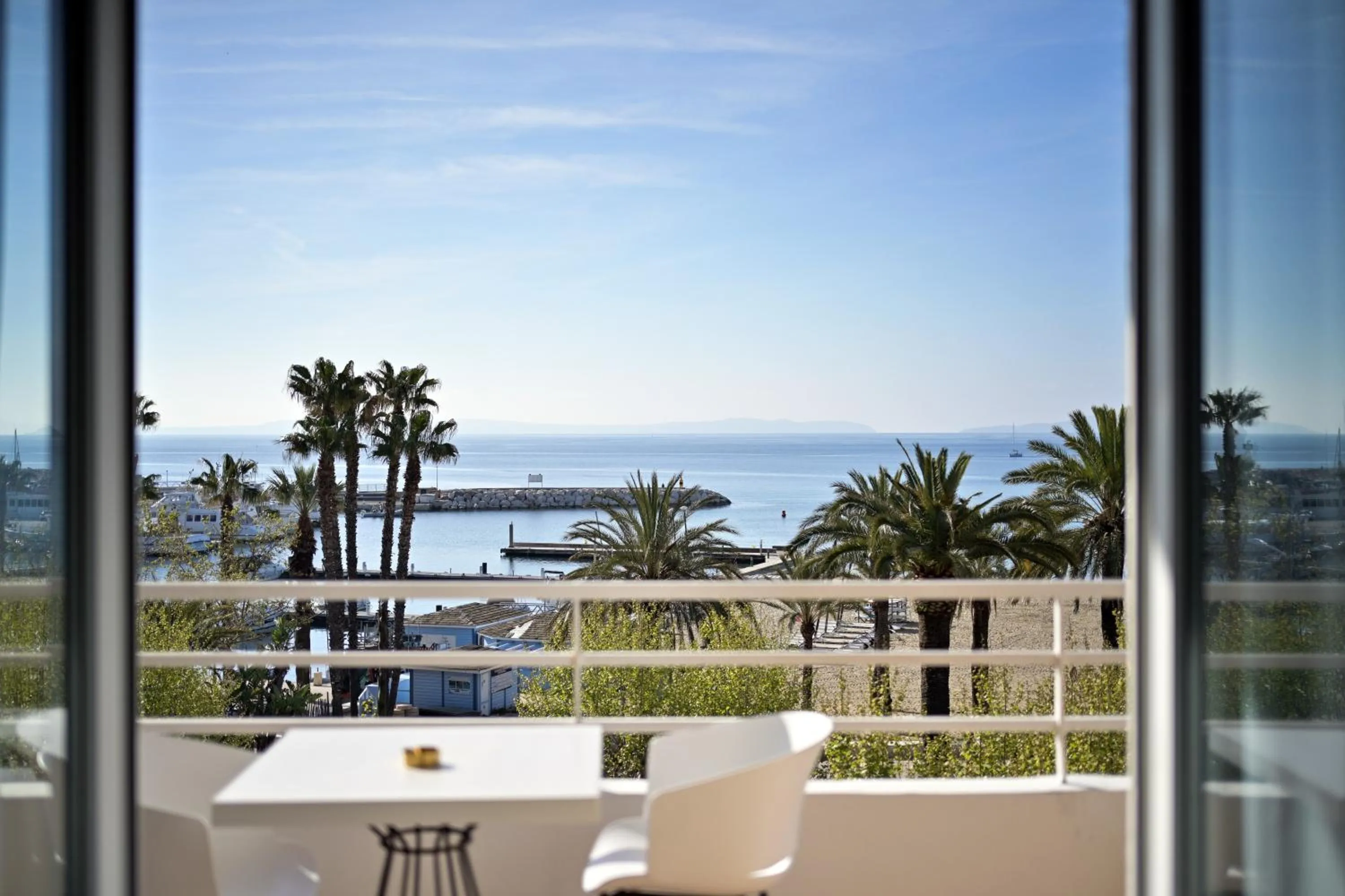 Sea view in Hotel Espadon bleu