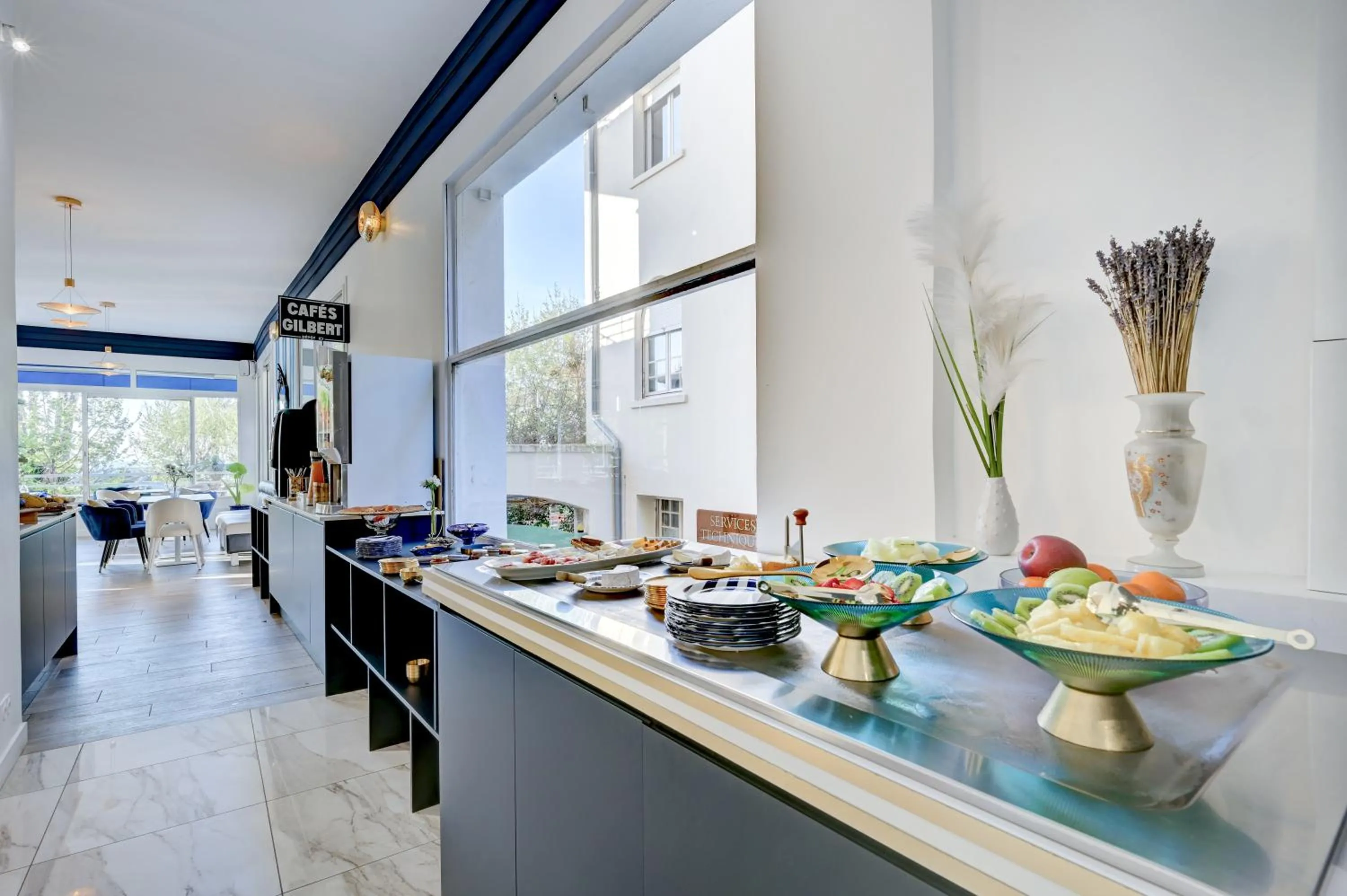 Breakfast in Hotel Espadon bleu
