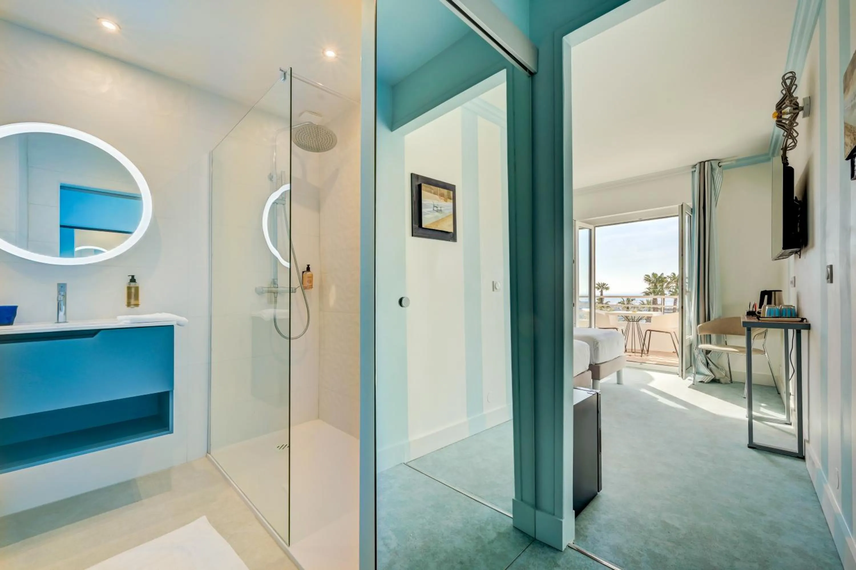 Bathroom in Hotel Espadon bleu