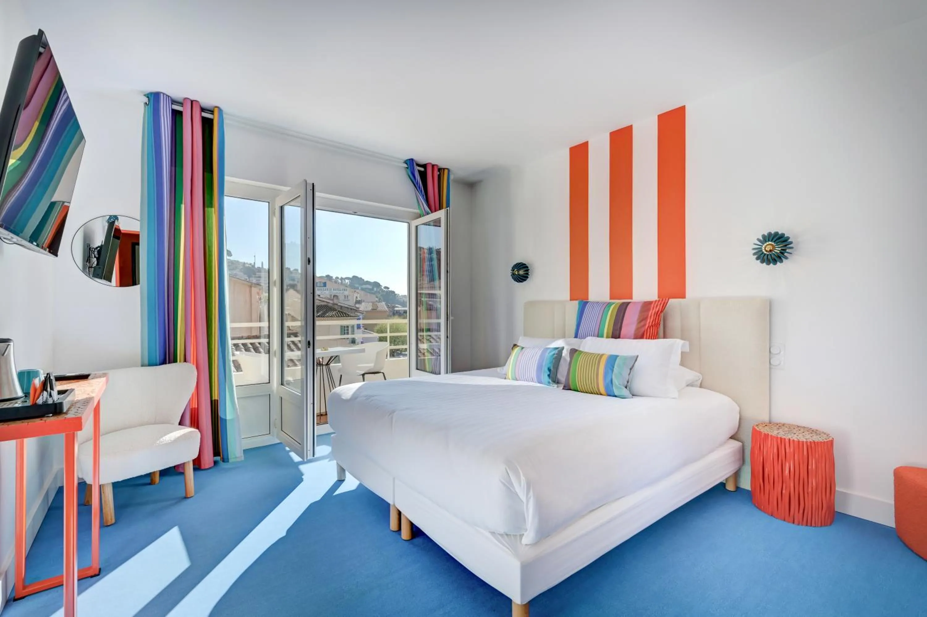 Photo of the whole room, Bed in Hotel Espadon bleu
