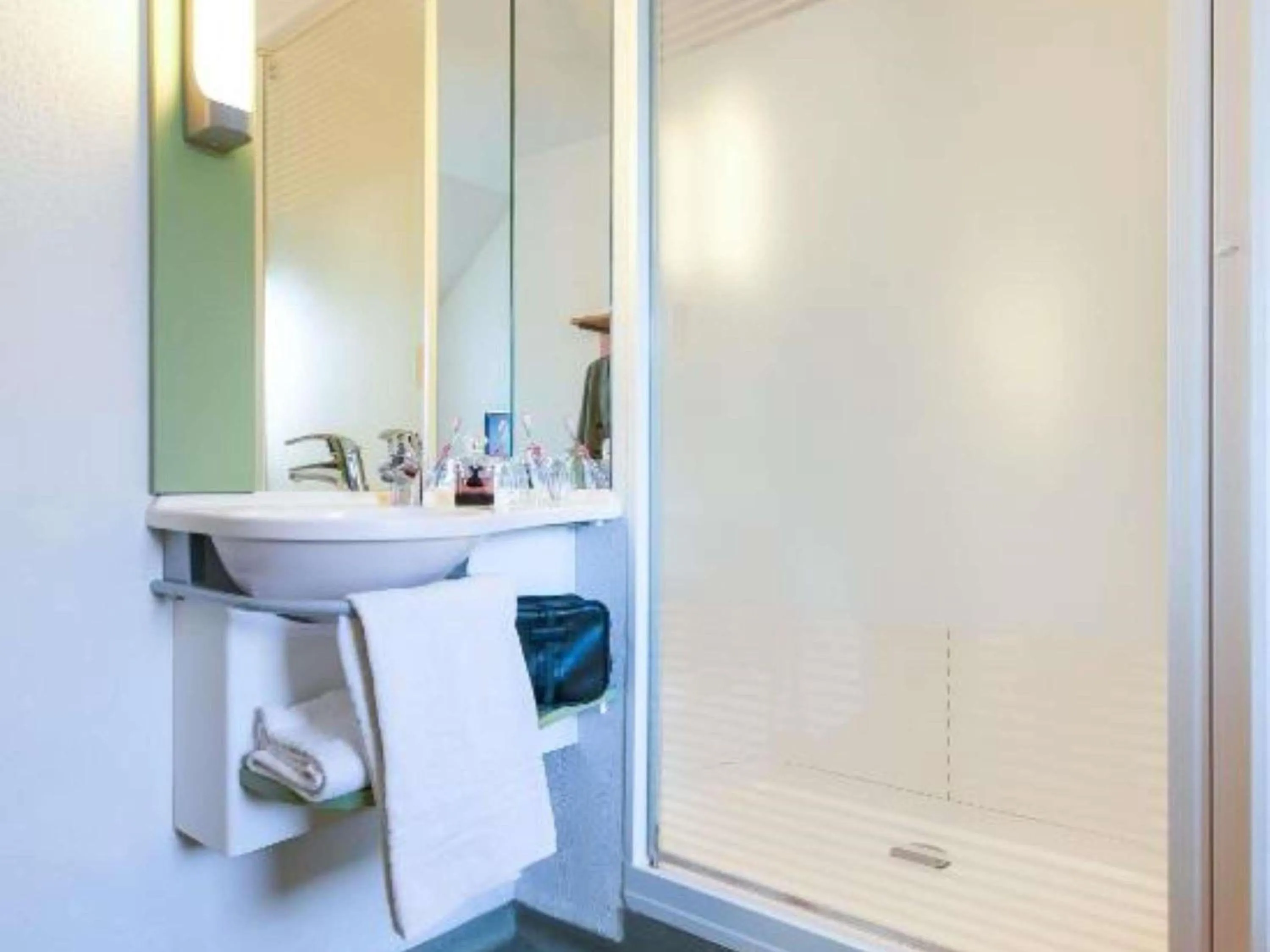 Bedroom in ibis budget Porte D'Orleans