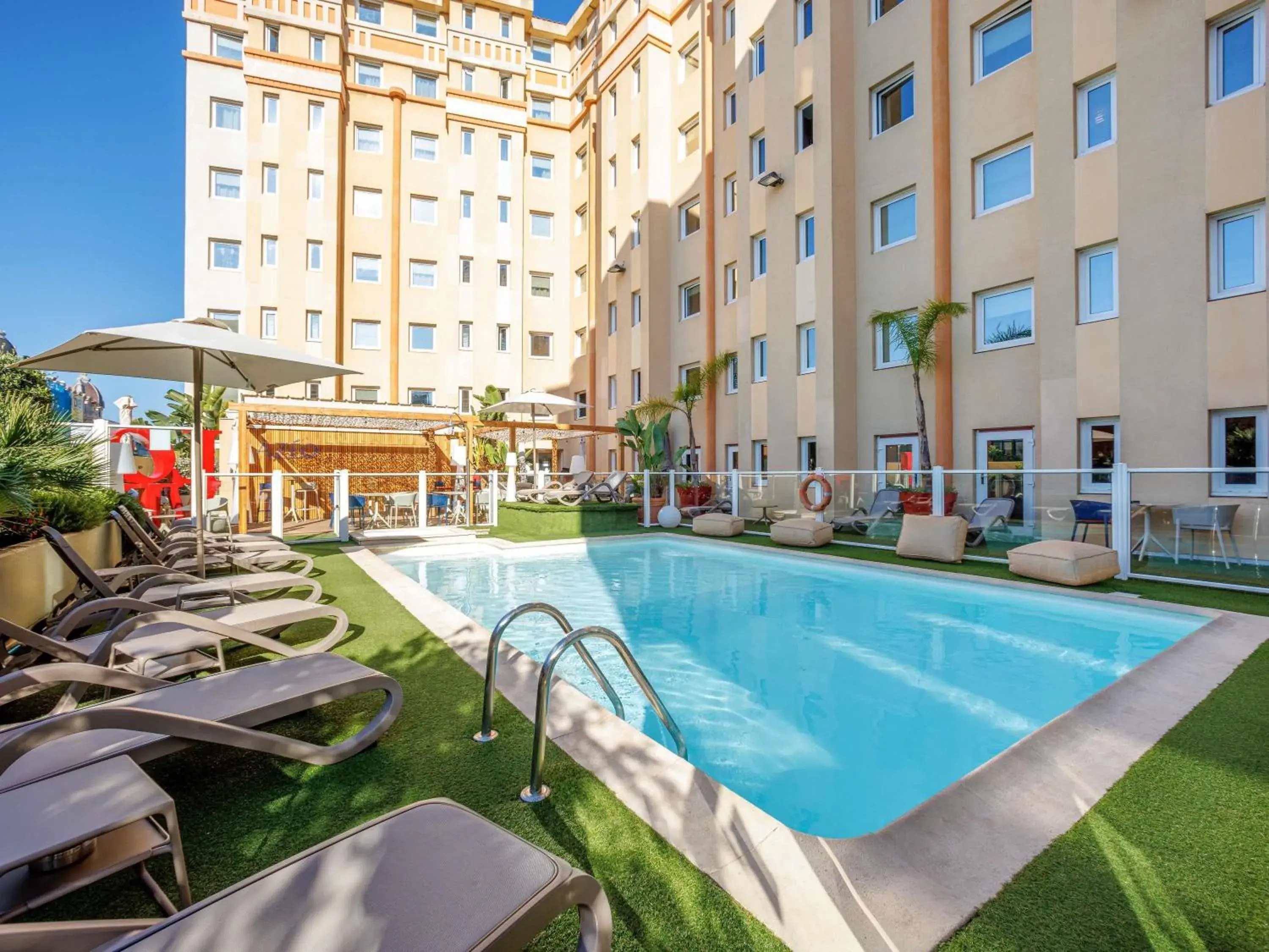 Pool view in ibis Nice Centre Gare Pool view in ibis Nice Centre Gare