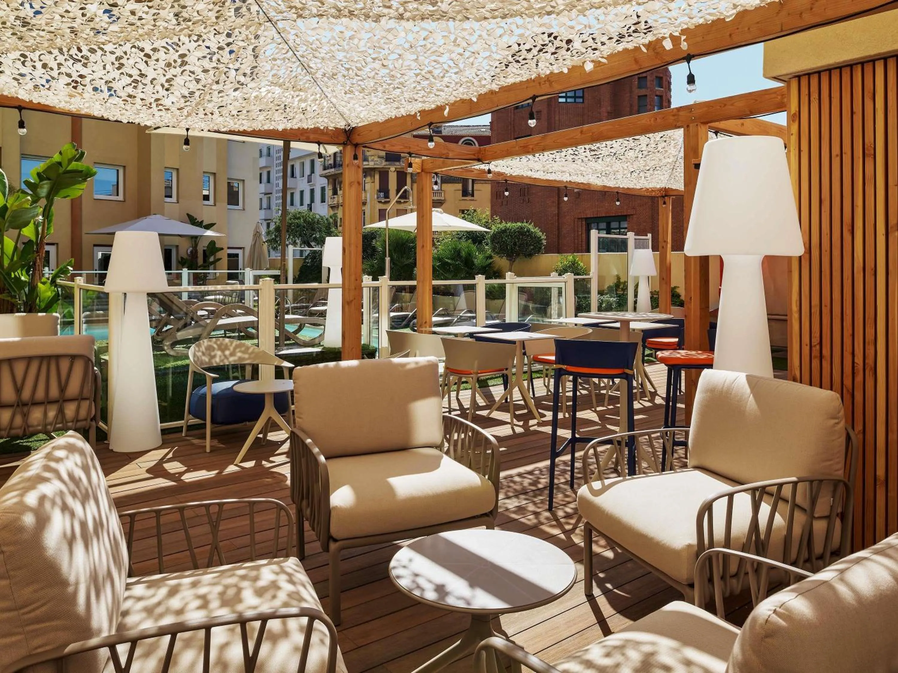 Lounge or bar in ibis Nice Centre Gare