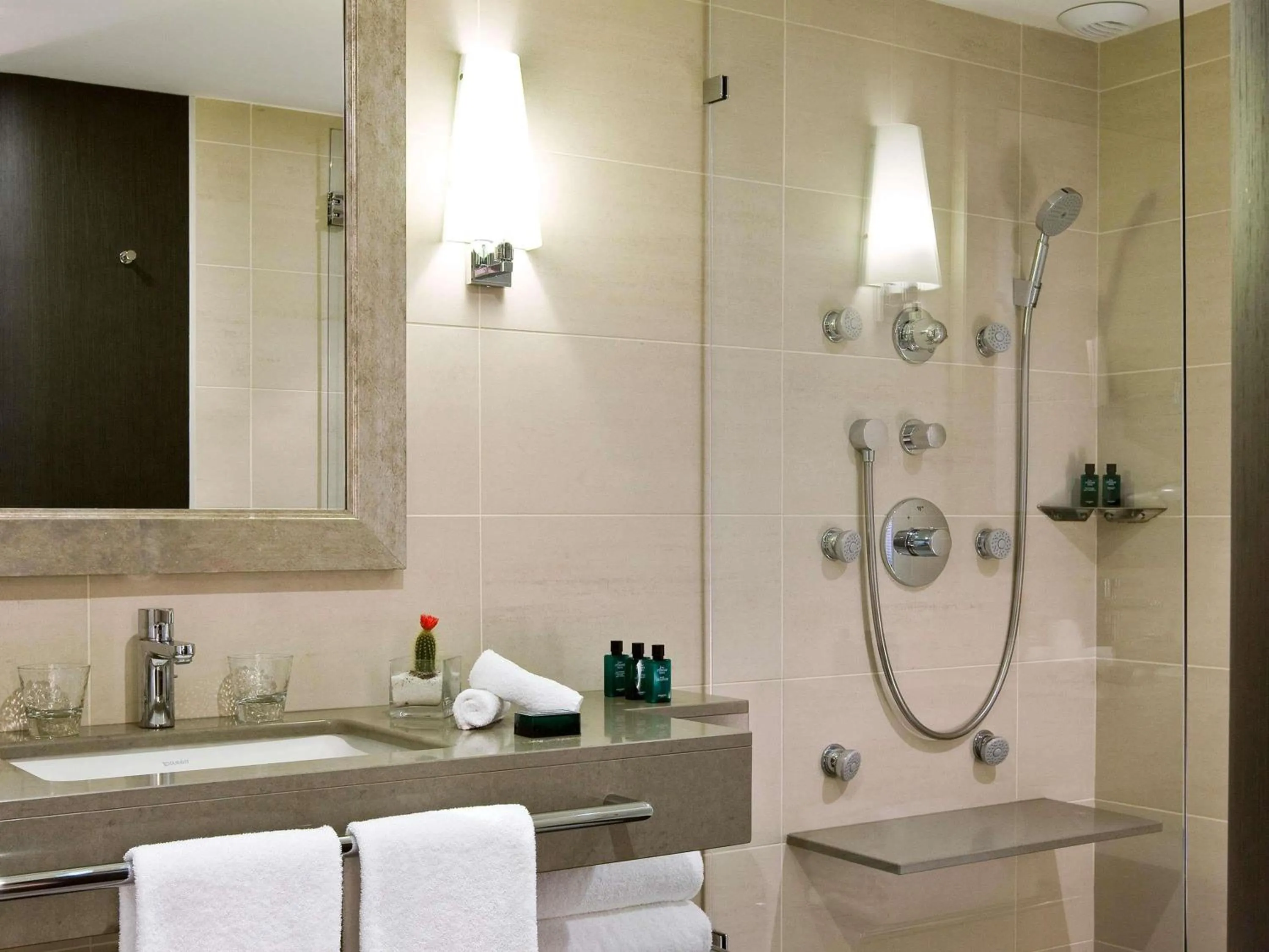 Bedroom in Sofitel Marseille Vieux-Port